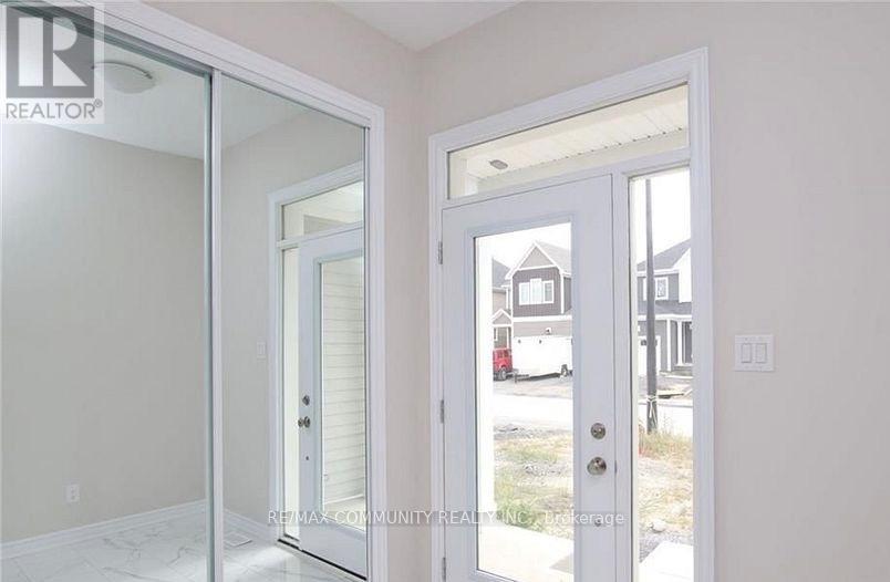 32 Pacing Walk, Ottawa, Ontario  K0A 2Z0 - Photo 2 - X12546920