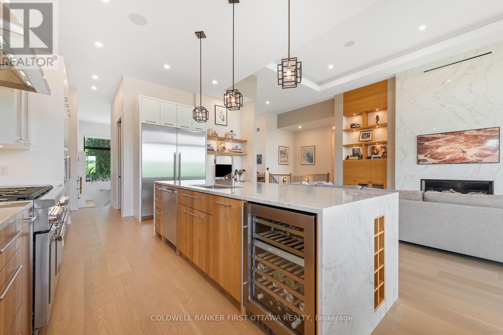 1981 Prince Of Wales Drive, Ottawa, Ontario  K2C 3J7 - Photo 12 - X12375026