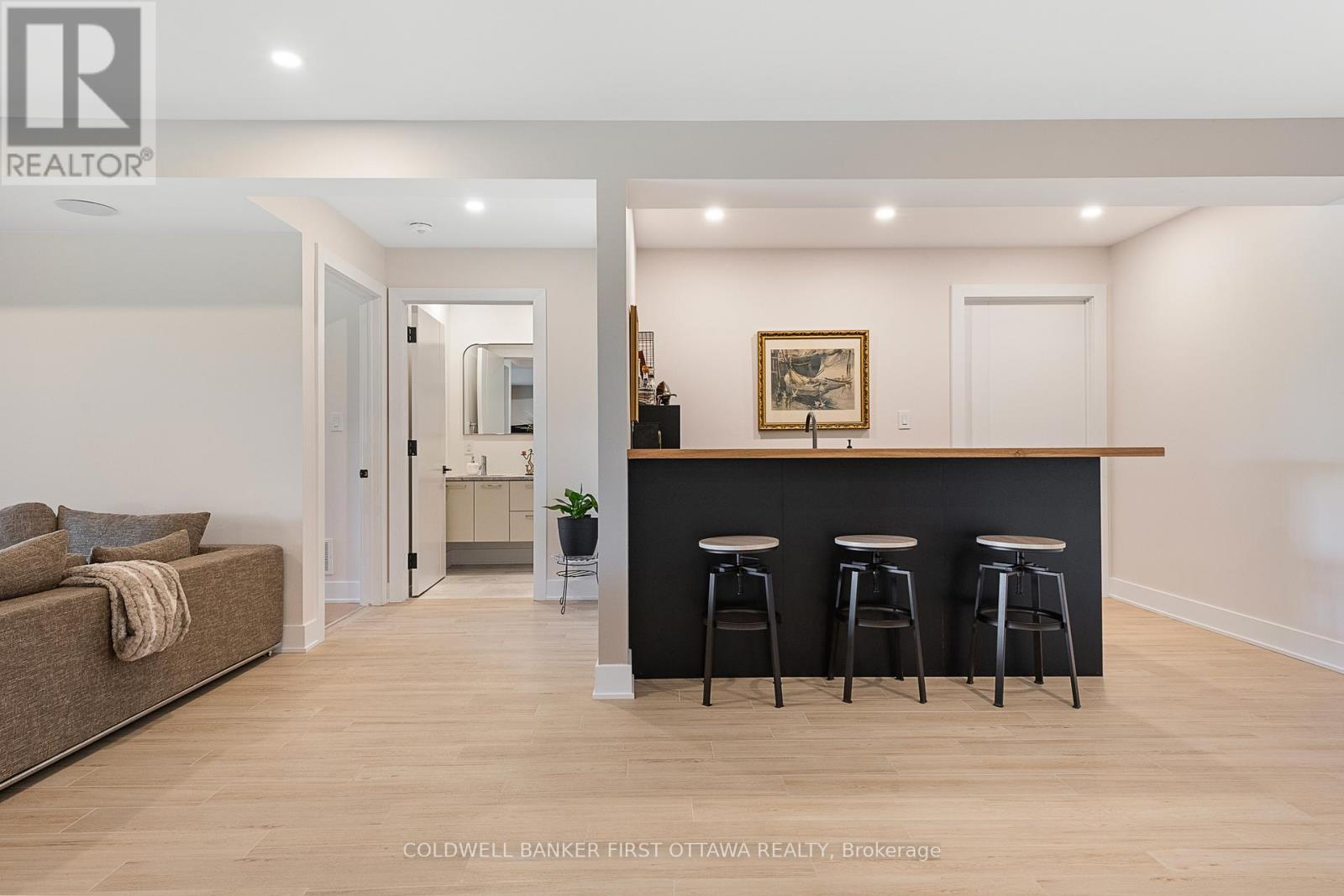 1981 Prince Of Wales Drive, Ottawa, Ontario  K2C 3J7 - Photo 26 - X12375026