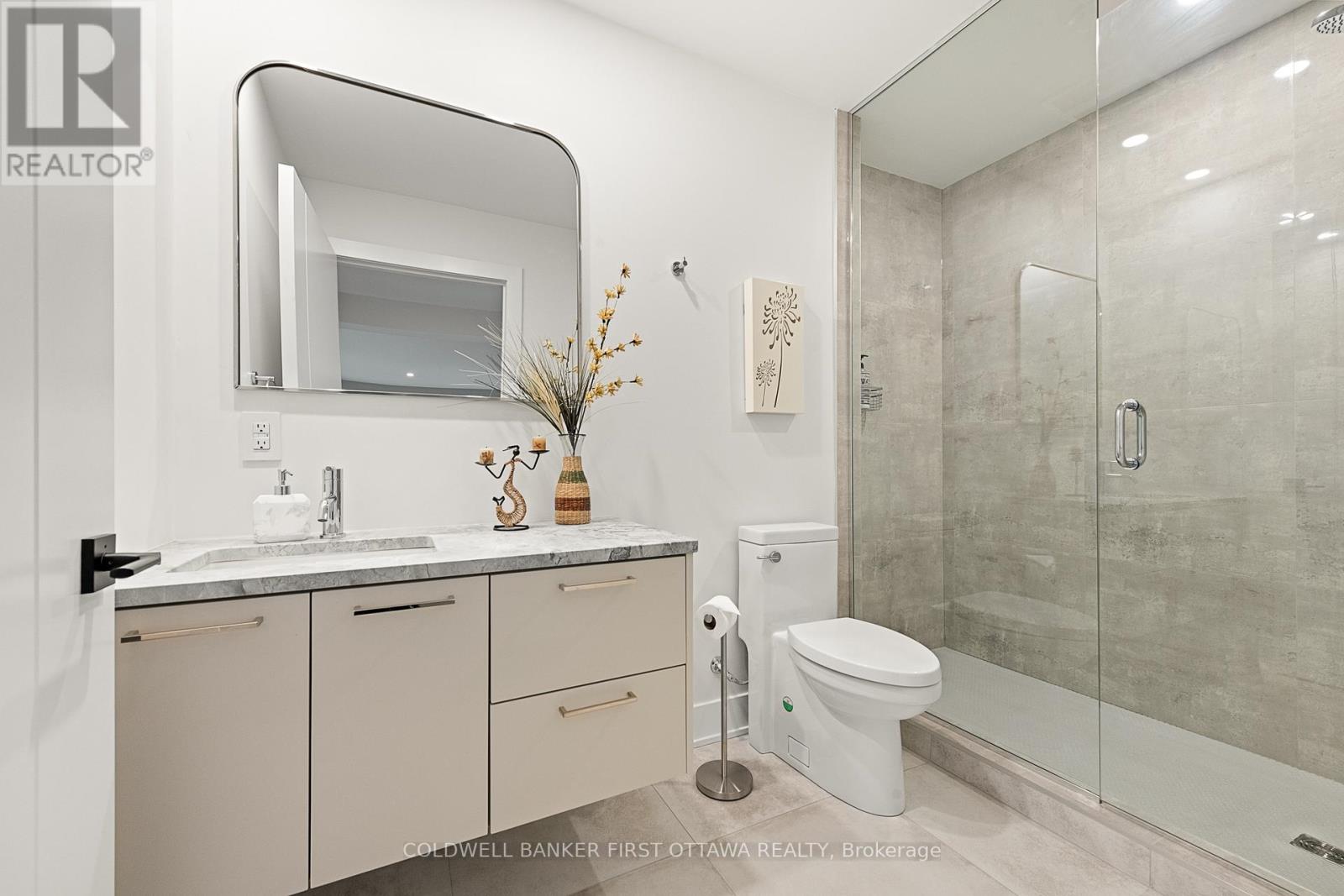 1981 Prince Of Wales Drive, Ottawa, Ontario  K2C 3J7 - Photo 29 - X12375026