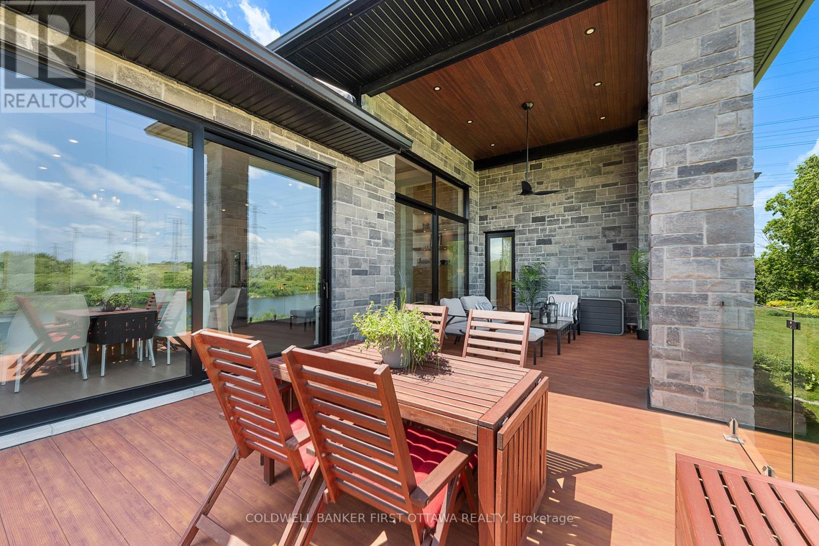 1981 Prince Of Wales Drive, Ottawa, Ontario  K2C 3J7 - Photo 34 - X12375026