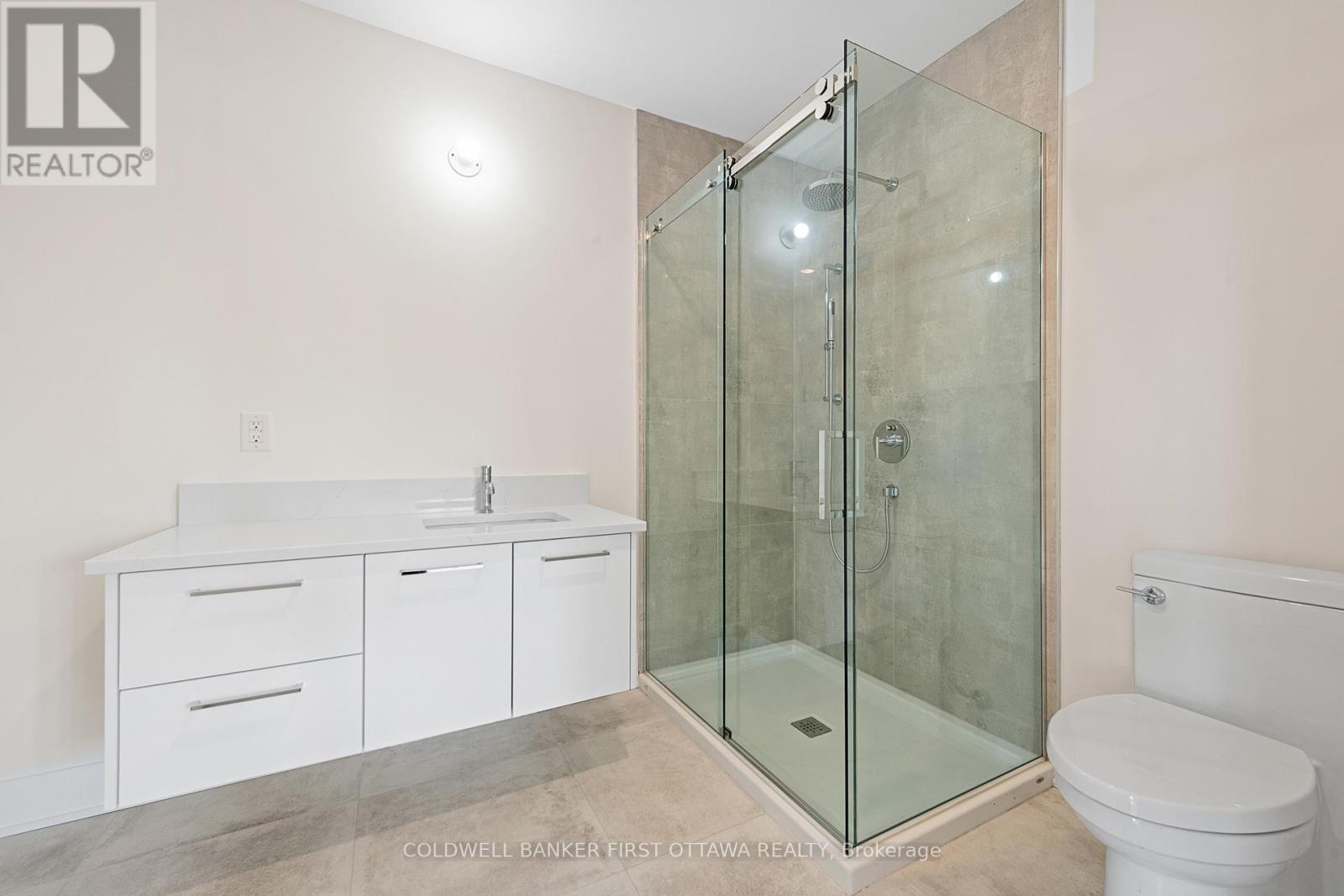 1981 Prince Of Wales Drive, Ottawa, Ontario  K2C 3J7 - Photo 43 - X12375026