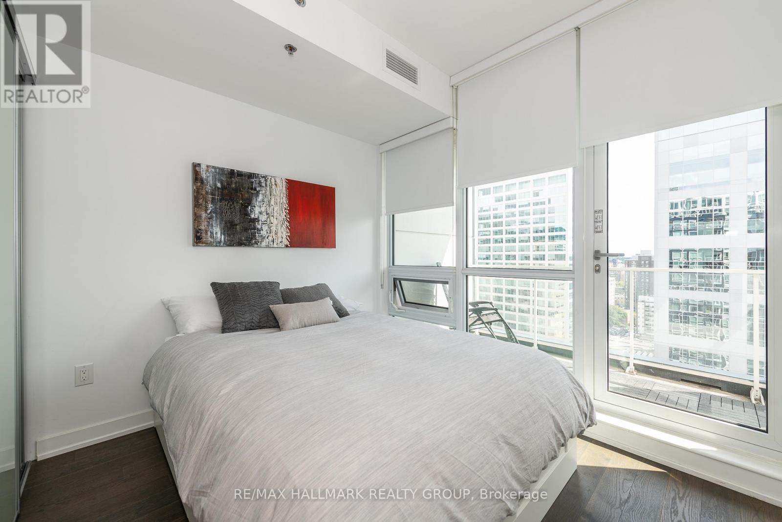 1806 - 199 Slater Street, Ottawa, Ontario K1P 0C8 - Photo 16 - X12541688