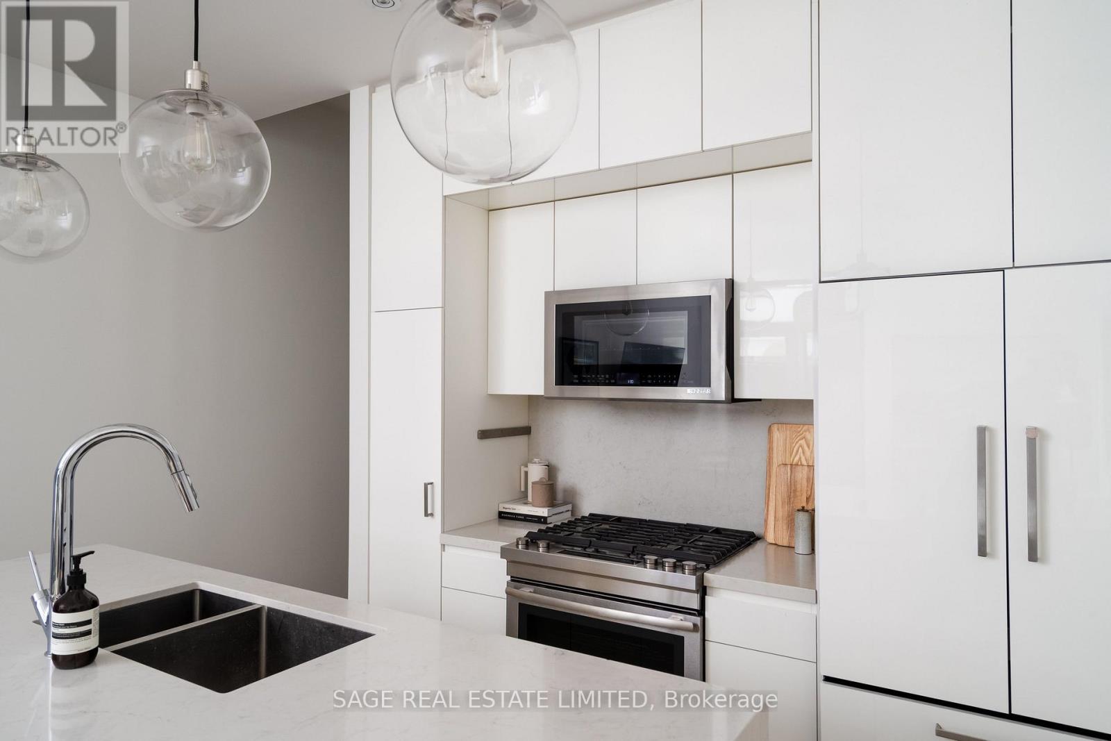 110b Palmerston Avenue, Toronto, Ontario M6J 1J1 - Photo 11 - C12546942