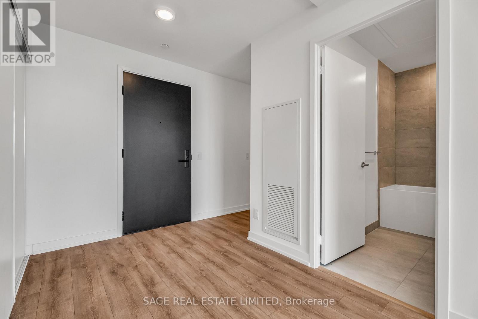 620 - 500 Dupont Street, Toronto, Ontario  M6G 1Y7 - Photo 10 - C12546952