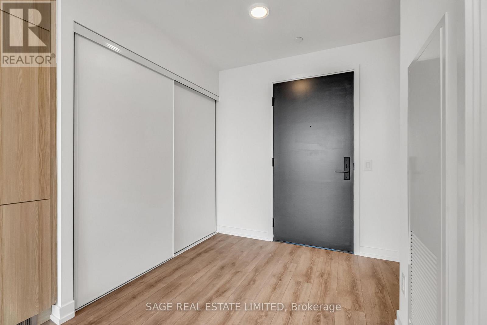 620 - 500 Dupont Street, Toronto, Ontario  M6G 1Y7 - Photo 11 - C12546952