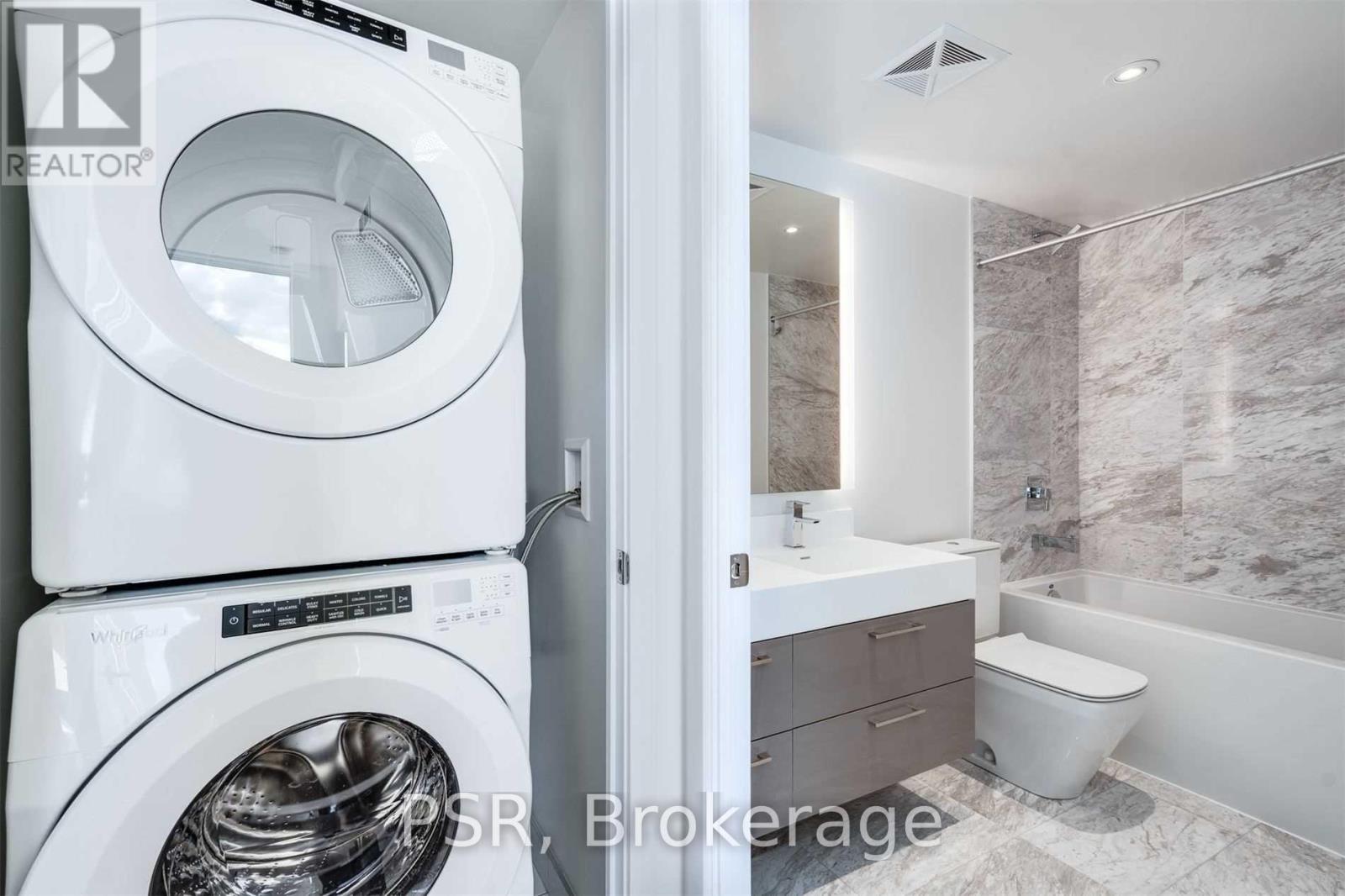 5004 - 1 Yorkville Avenue, Toronto, Ontario  M4W 1L1 - Photo 13 - C12546960