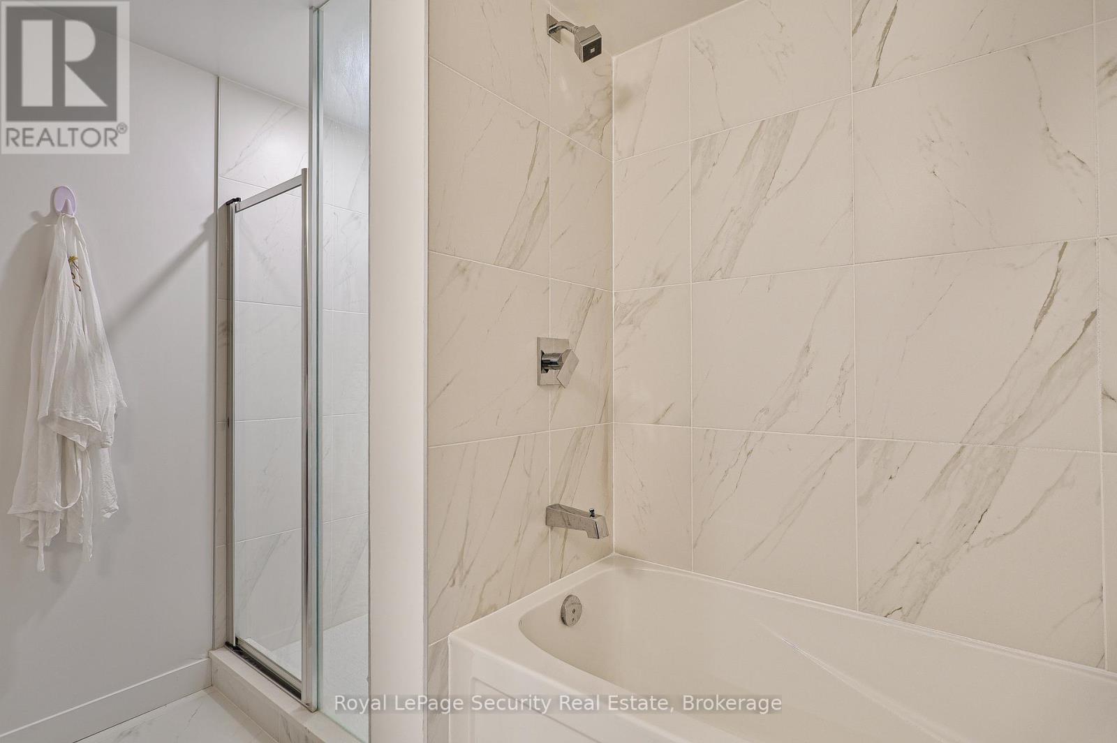 419 - 31 Tippett Road, Toronto, Ontario  M6H 0C8 - Photo 21 - C12546966