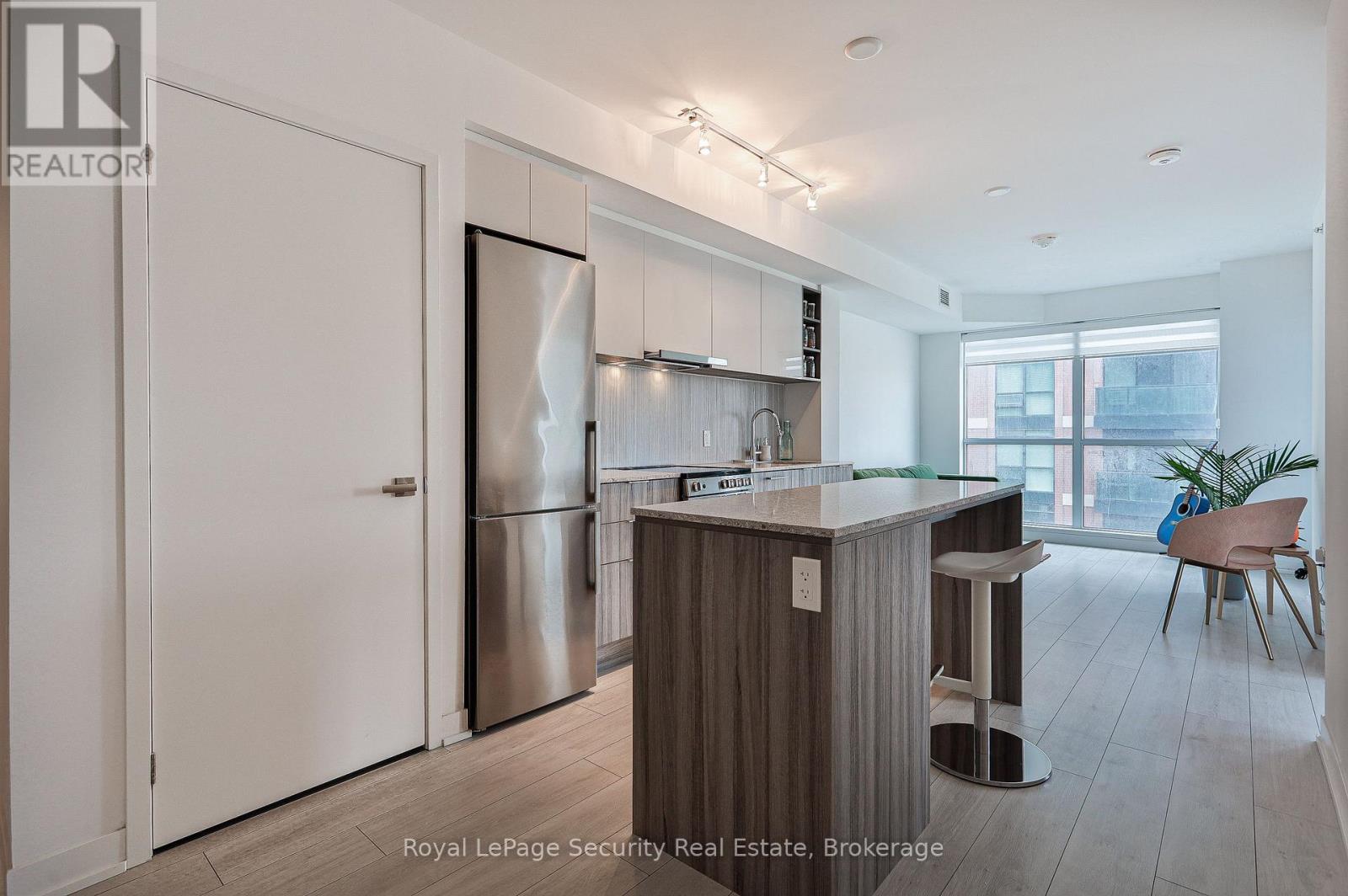 419 - 31 Tippett Road, Toronto, Ontario  M6H 0C8 - Photo 6 - C12546966