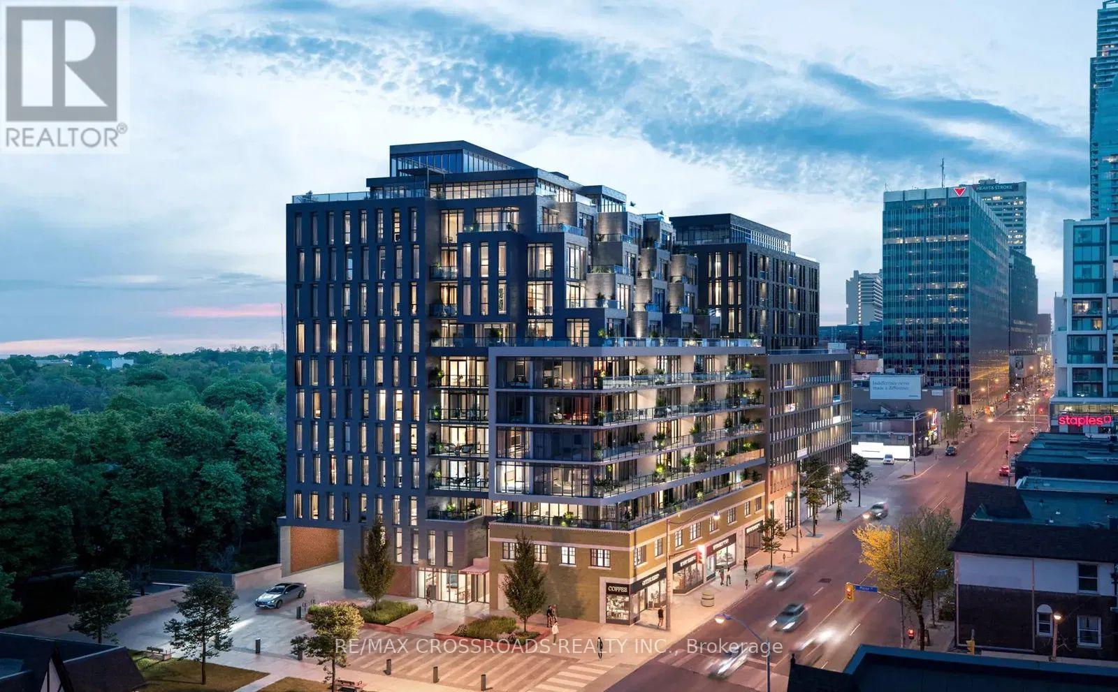 607 - 8 MANOR ROAD, Toronto, Ontario