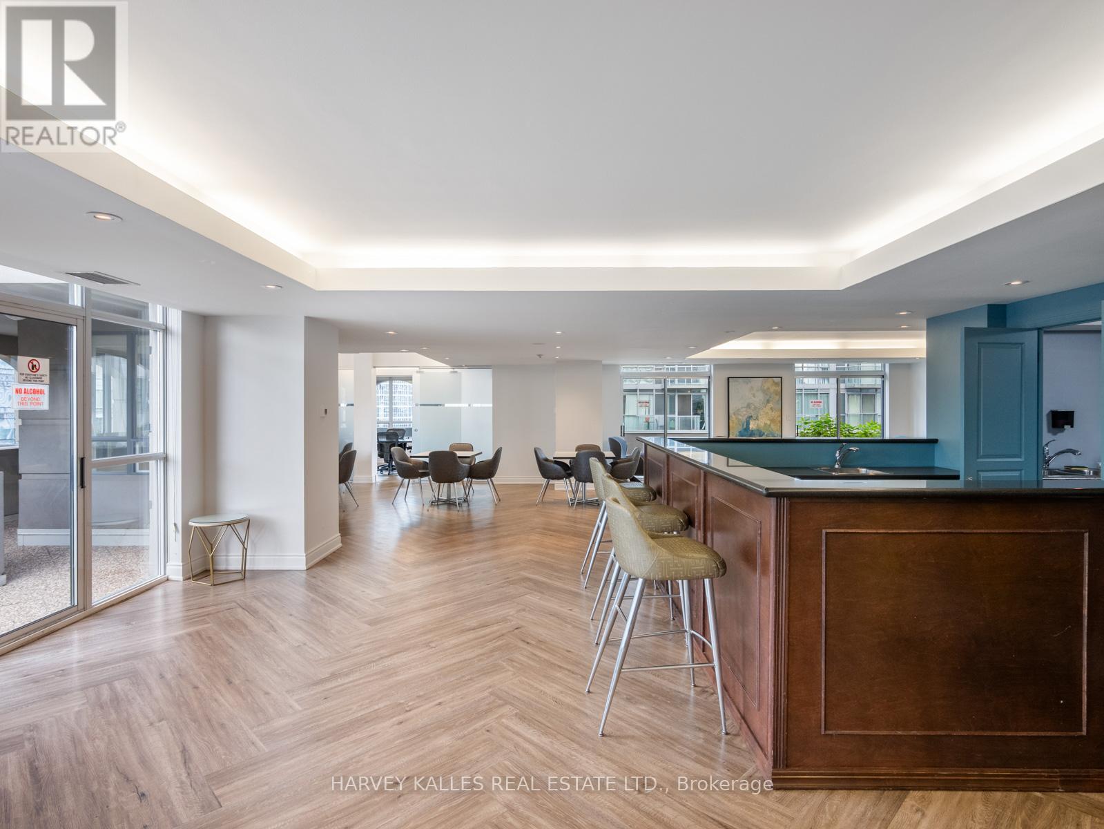 1309 - 140 Simcoe Street, Toronto, Ontario  M5H 4E9 - Photo 27 - C12547048