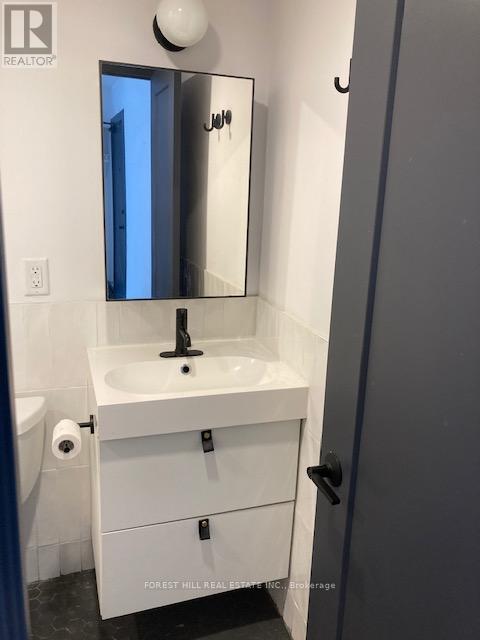 102 - 204 Kingston Road, Toronto, Ontario  M4L 1S7 - Photo 3 - E12547028