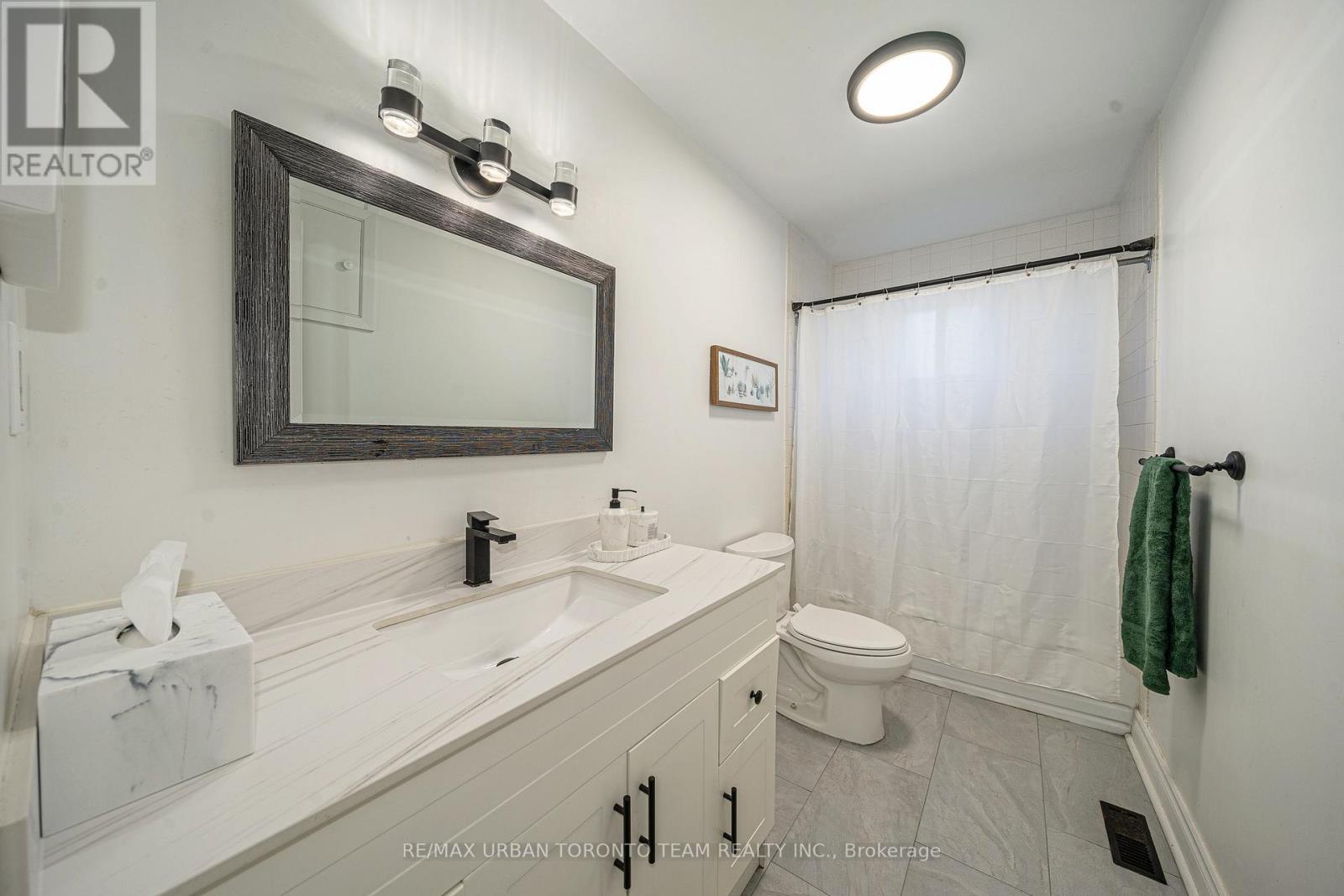 12 Wardencourt Drive, Toronto, Ontario  M1T 2H3 - Photo 17 - E12547106