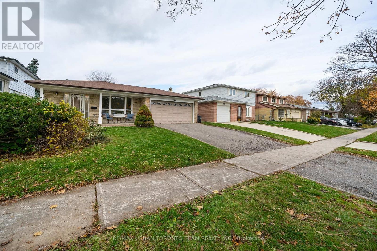 12 Wardencourt Drive, Toronto, Ontario  M1T 2H3 - Photo 40 - E12547106