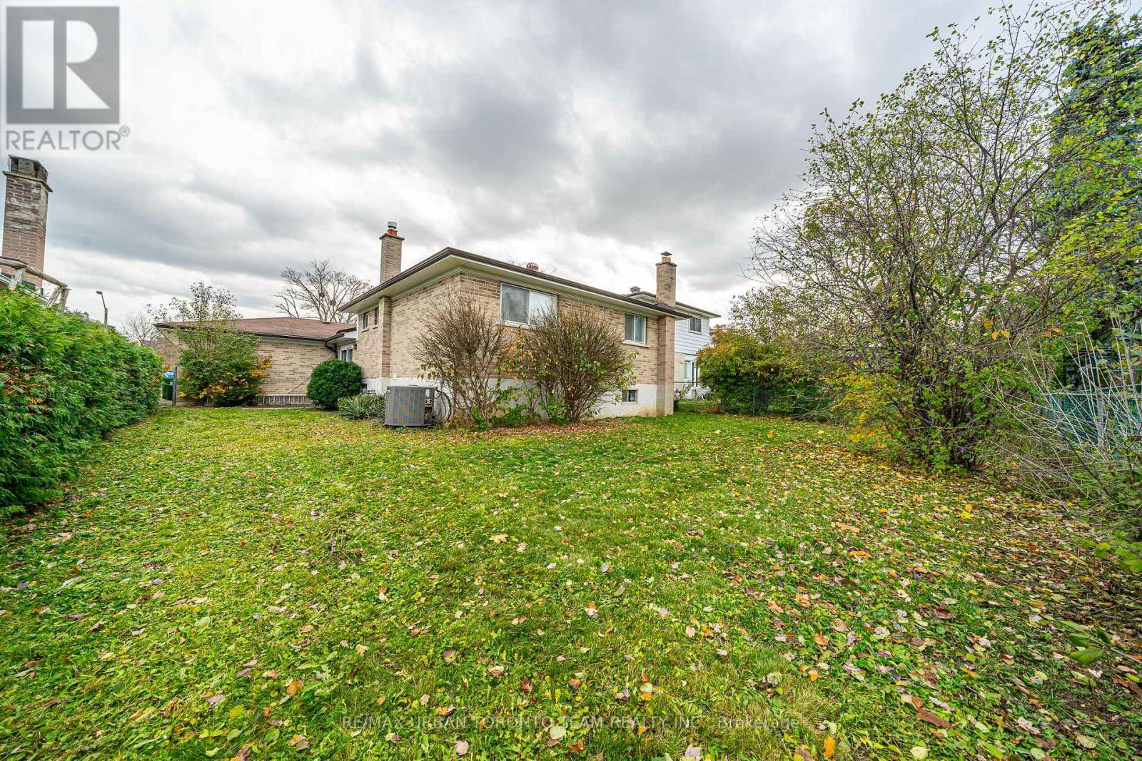 12 Wardencourt Drive, Toronto, Ontario  M1T 2H3 - Photo 43 - E12547106