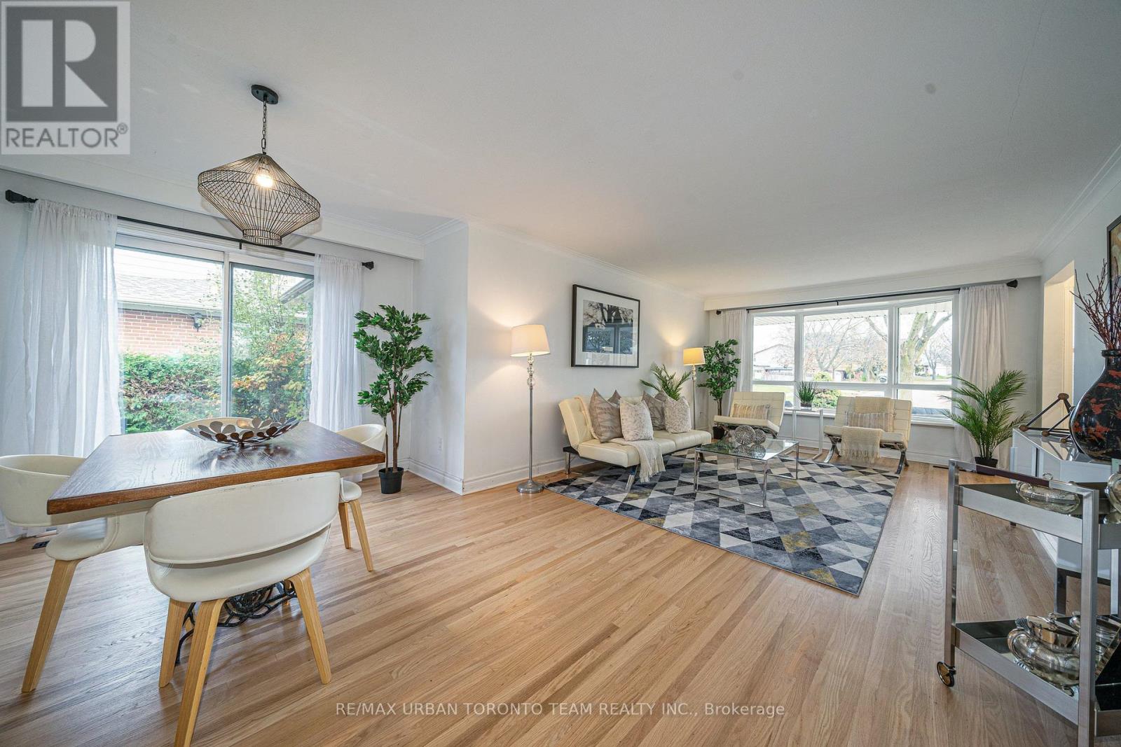 12 Wardencourt Drive, Toronto, Ontario  M1T 2H3 - Photo 9 - E12547106