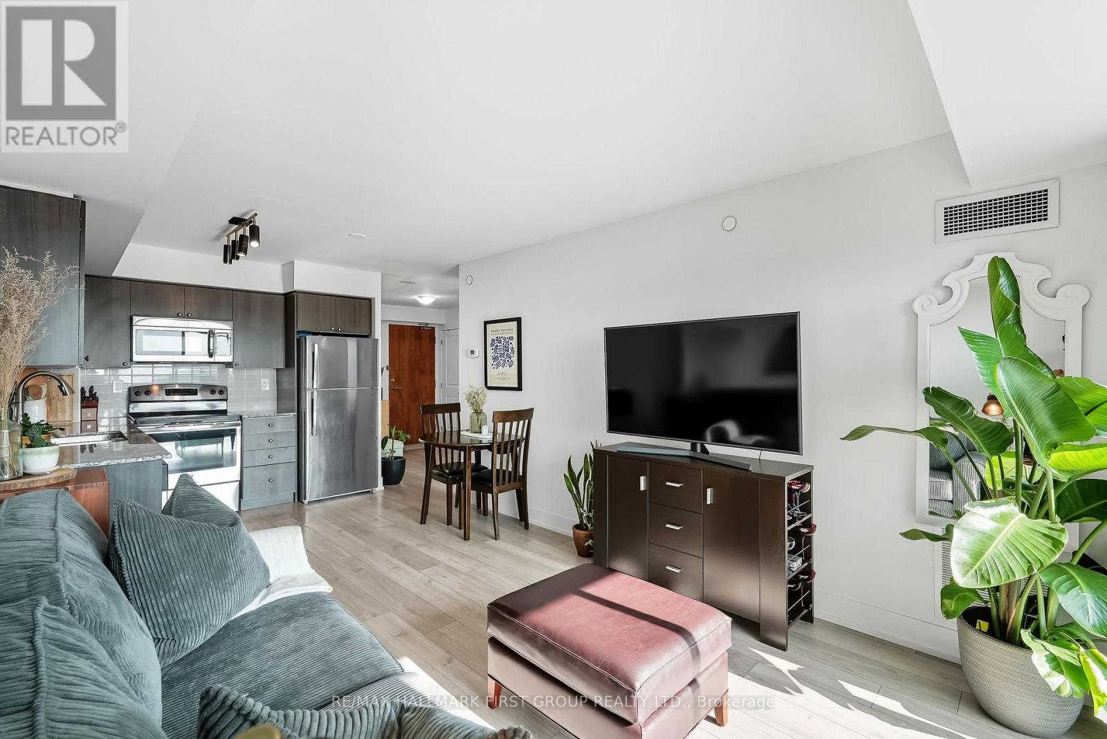 1308 - 1215 Bayly Street, Pickering, Ontario L1W 1L7 - Photo 10 - E12547108