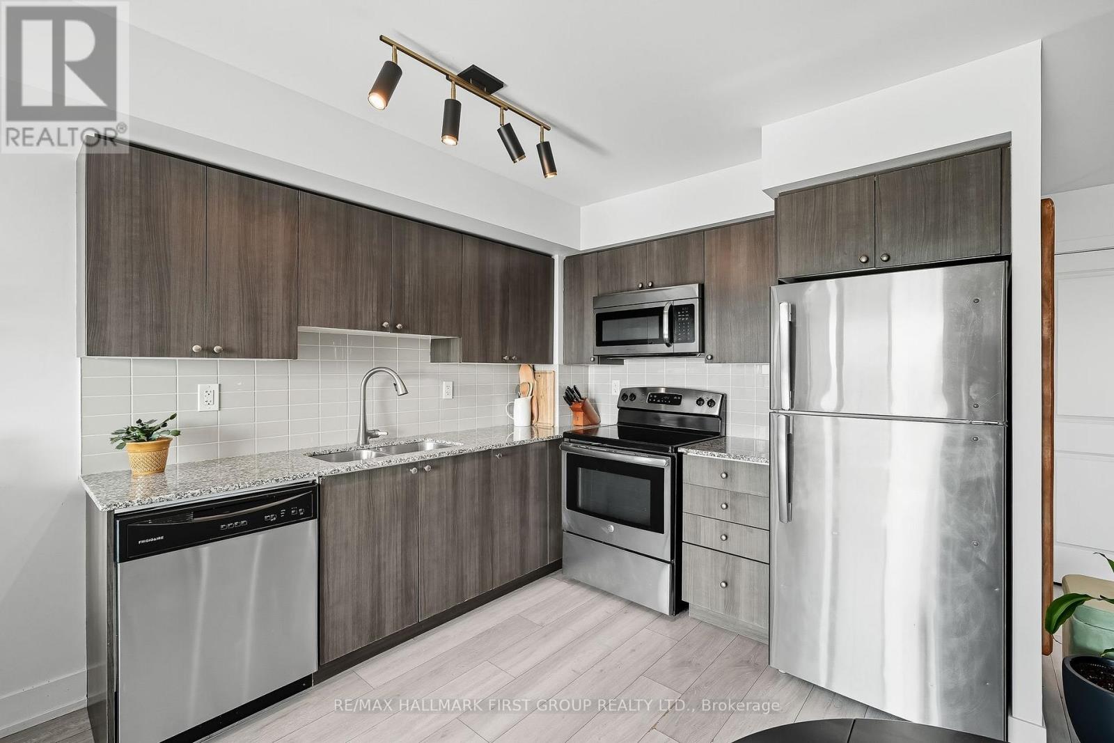 1308 - 1215 Bayly Street, Pickering, Ontario L1W 1L7 - Photo 16 - E12547108