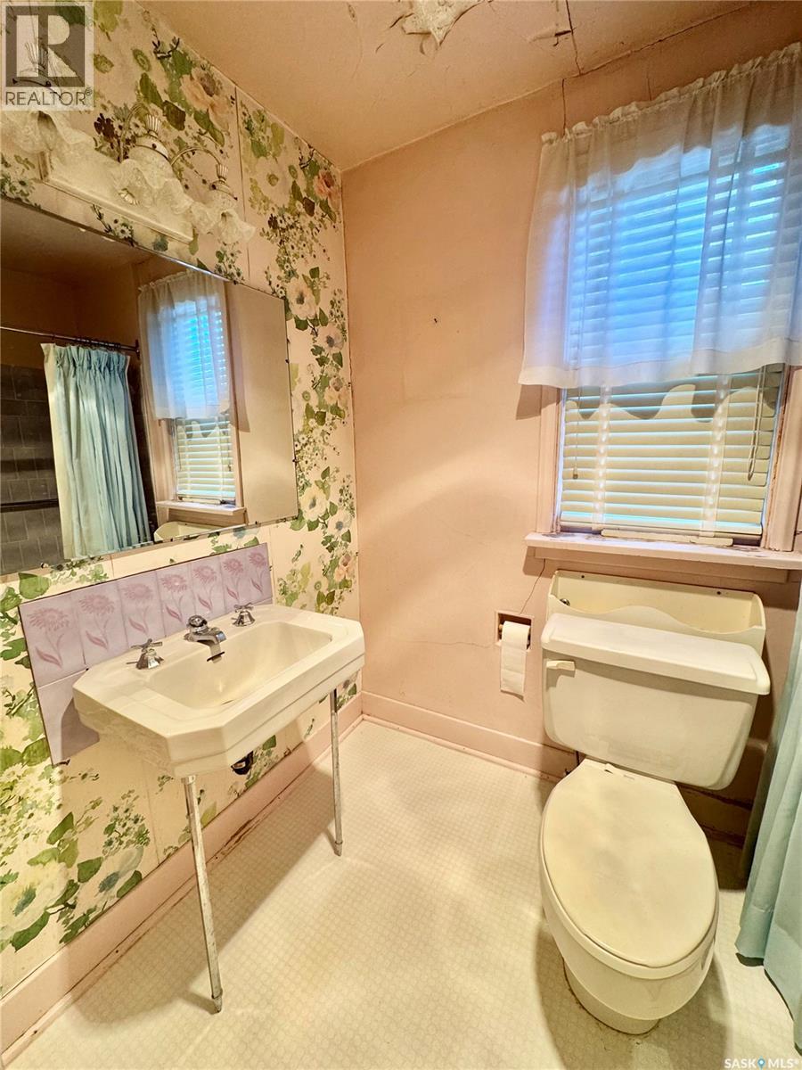 130 21st Street E, Prince Albert, Saskatchewan  S6V 1M1 - Photo 14 - SK024091