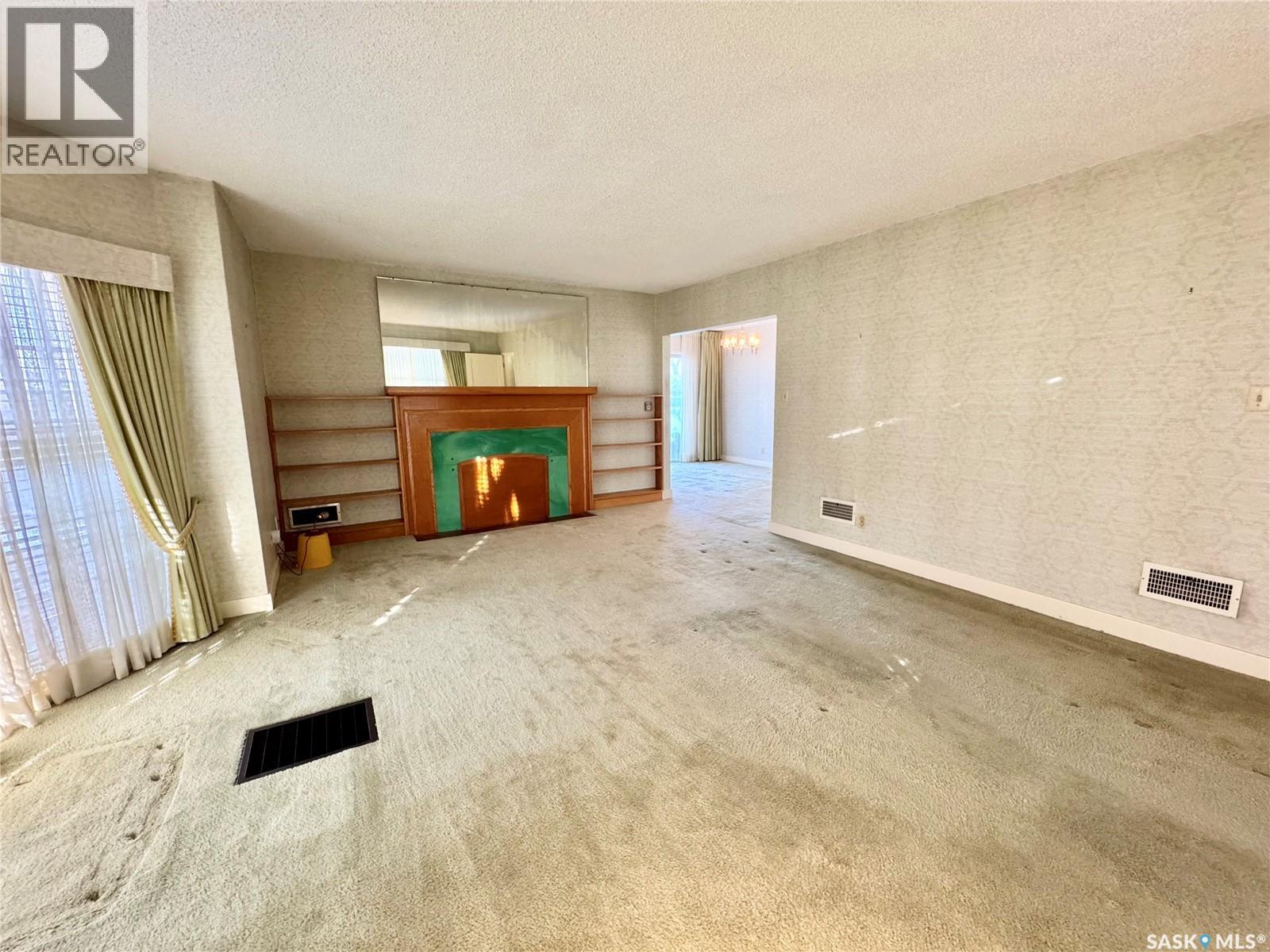 130 21st Street E, Prince Albert, Saskatchewan  S6V 1M1 - Photo 8 - SK024091