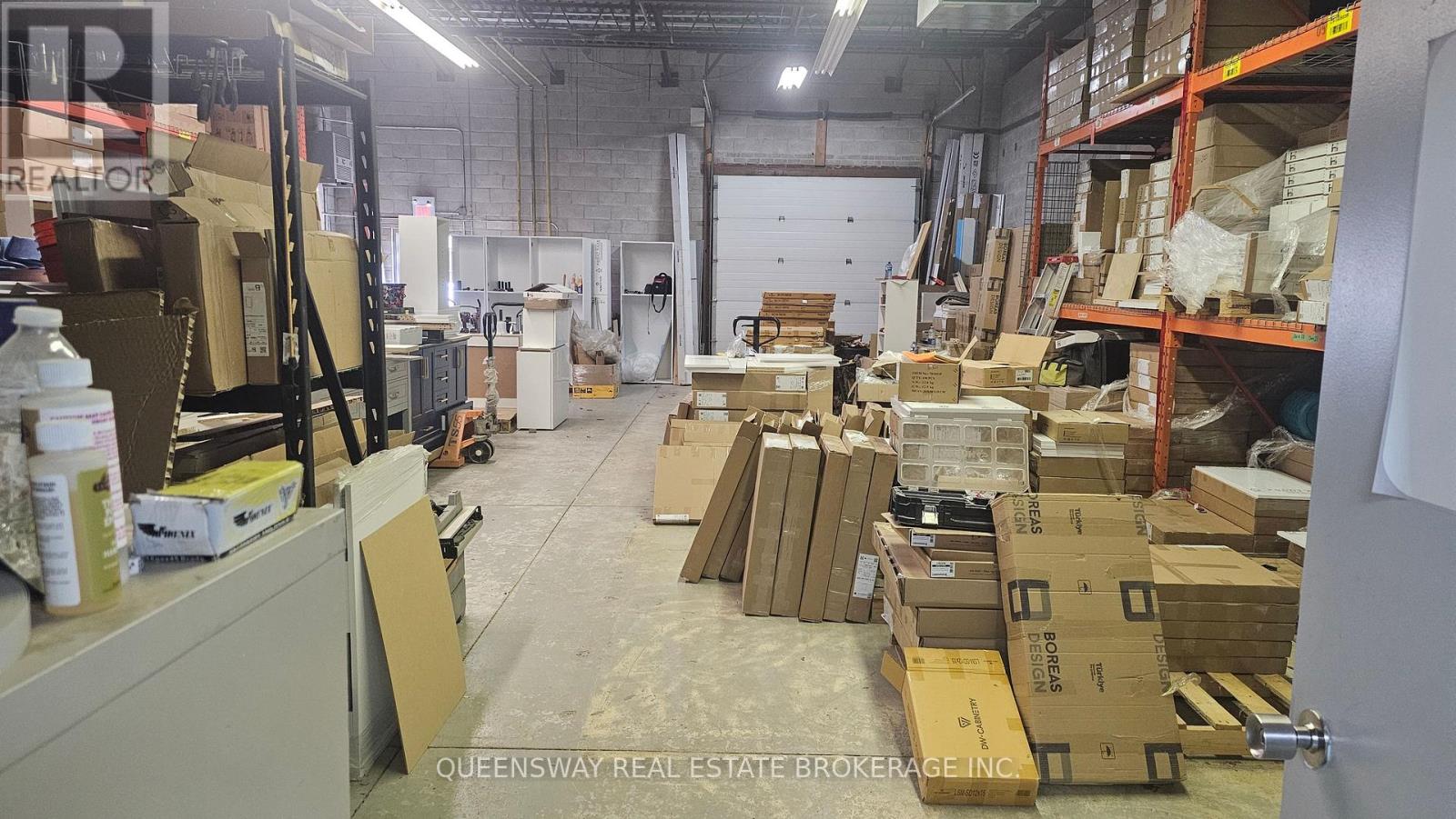 4 - 25 Valleywood Drive, Markham, Ontario  L3R 5L9 - Photo 3 - N12546948