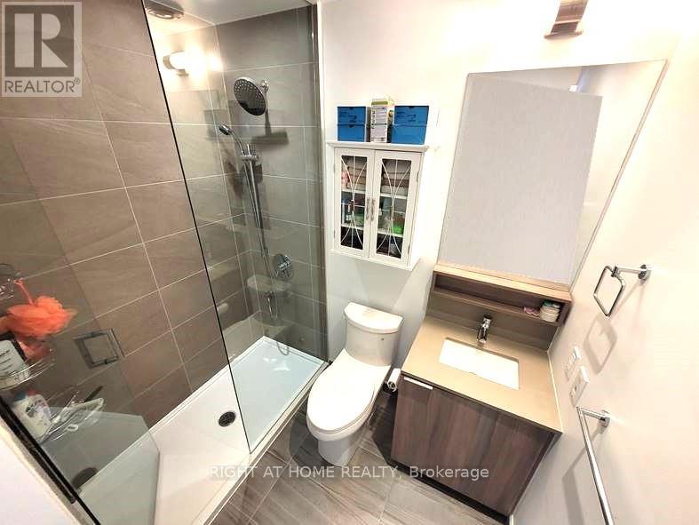 4706 - 950 Portage Parkway, Vaughan, Ontario L4K 0J7 - Photo 15 - N12546954