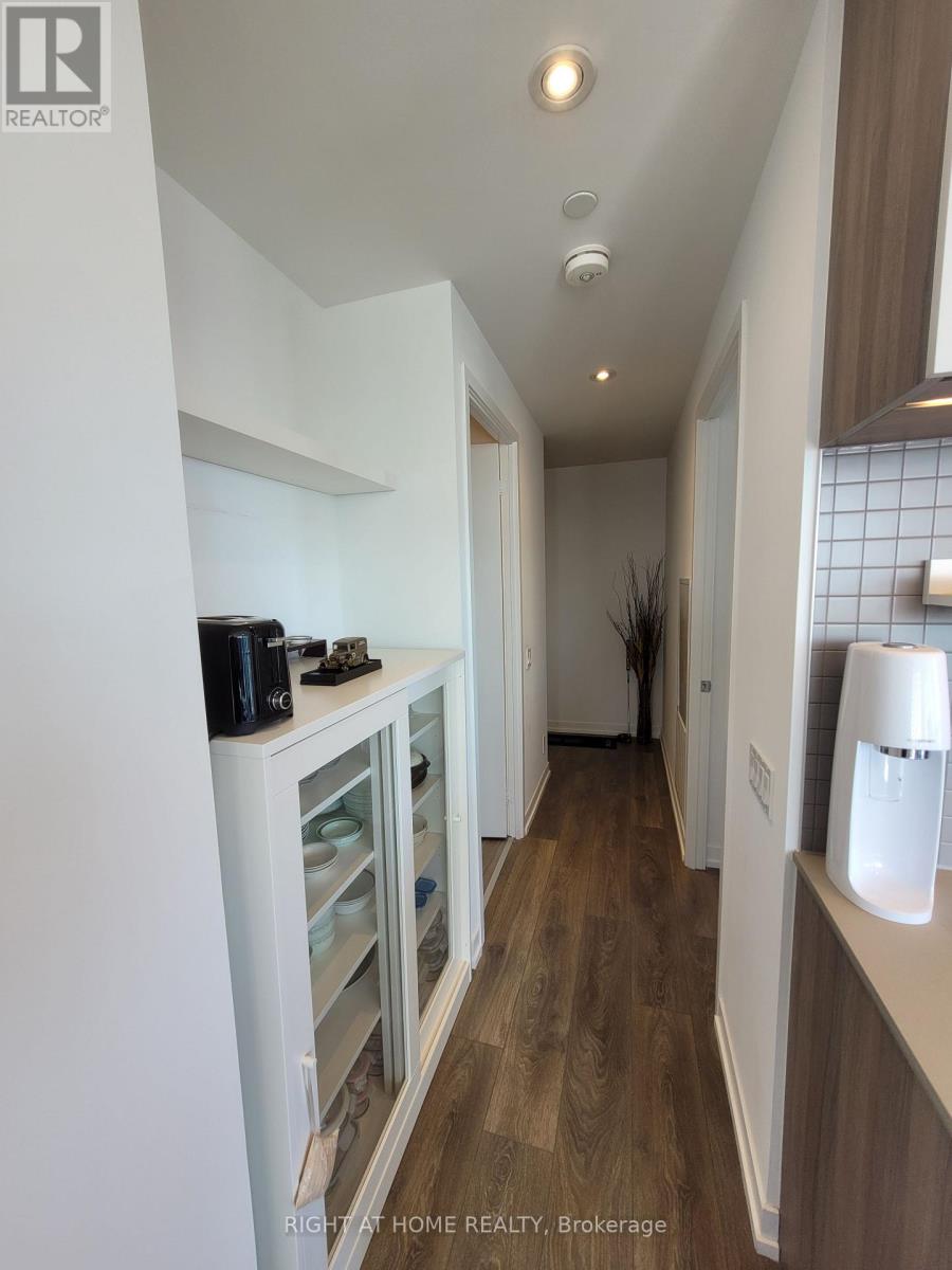 4706 - 950 Portage Parkway, Vaughan, Ontario L4K 0J7 - Photo 23 - N12546954