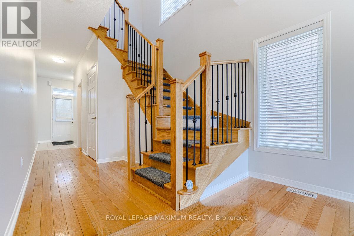 160 Gentile Circle, Vaughan, Ontario  L4H 3N3 - Photo 19 - N12547034