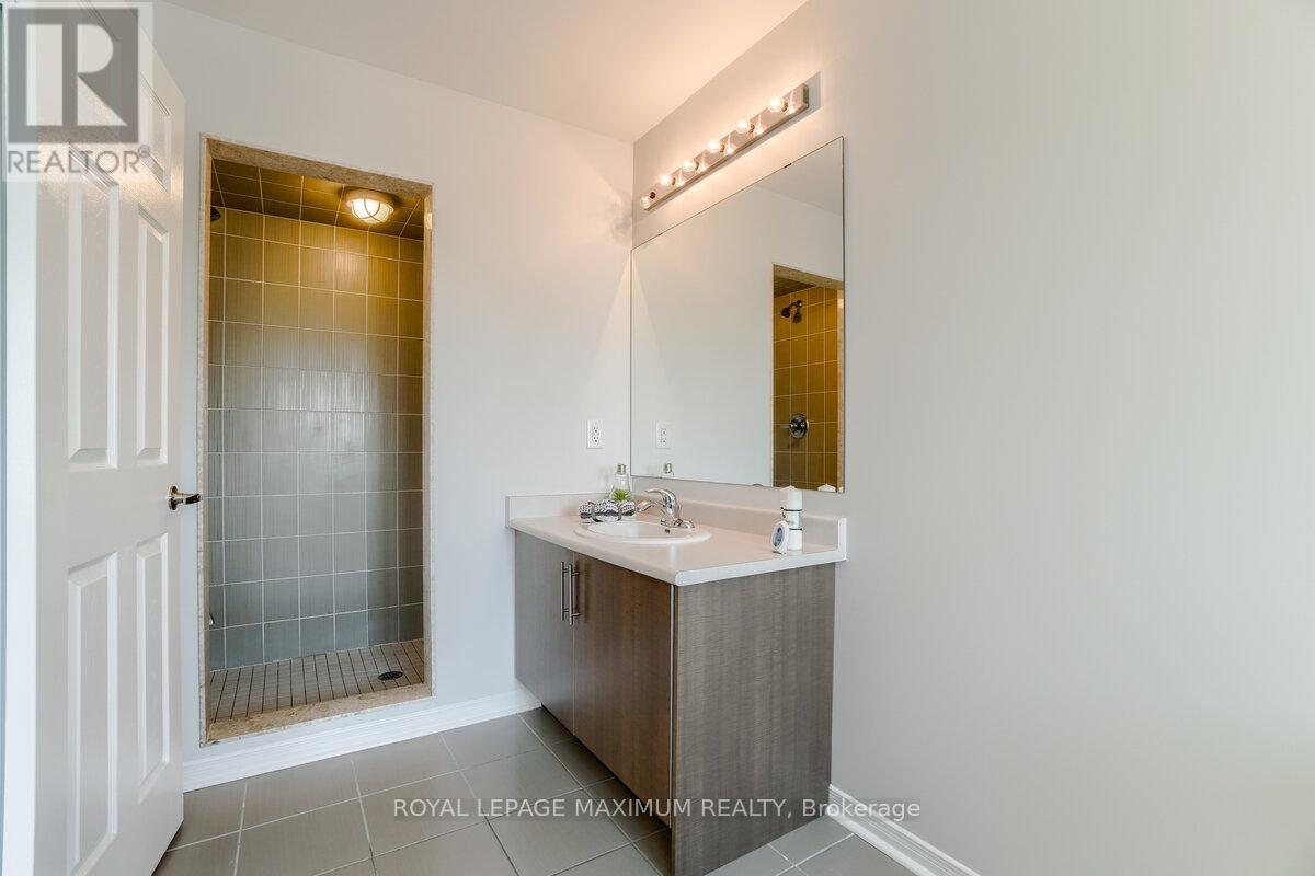 160 Gentile Circle, Vaughan, Ontario  L4H 3N3 - Photo 25 - N12547034