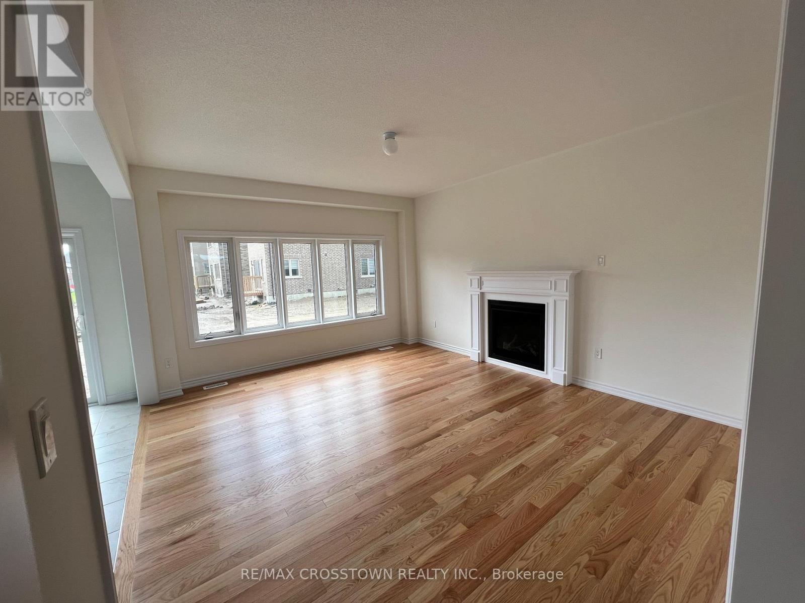 1099 Cole Street, Innisfil, Ontario  L9S 0J9 - Photo 12 - N12547078