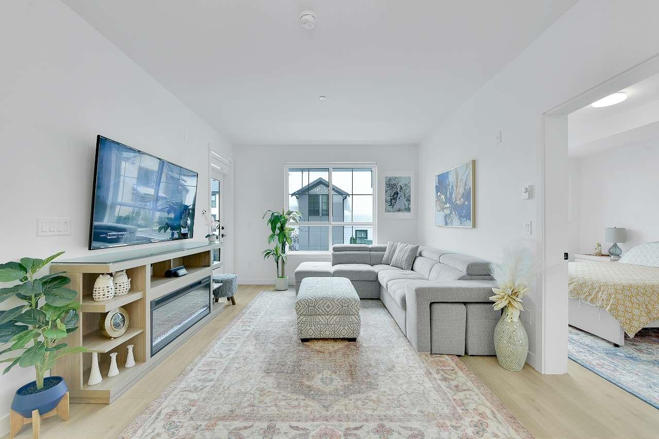 109 2425 166 Street, Surrey, British Columbia  V3S 0B8 - Photo 3 - R3067055