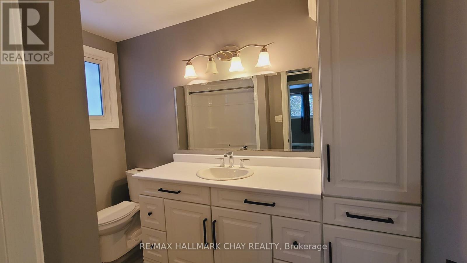 39 Bernick Drive, Barrie, Ontario  L4M 5C1 - Photo 18 - S12546978