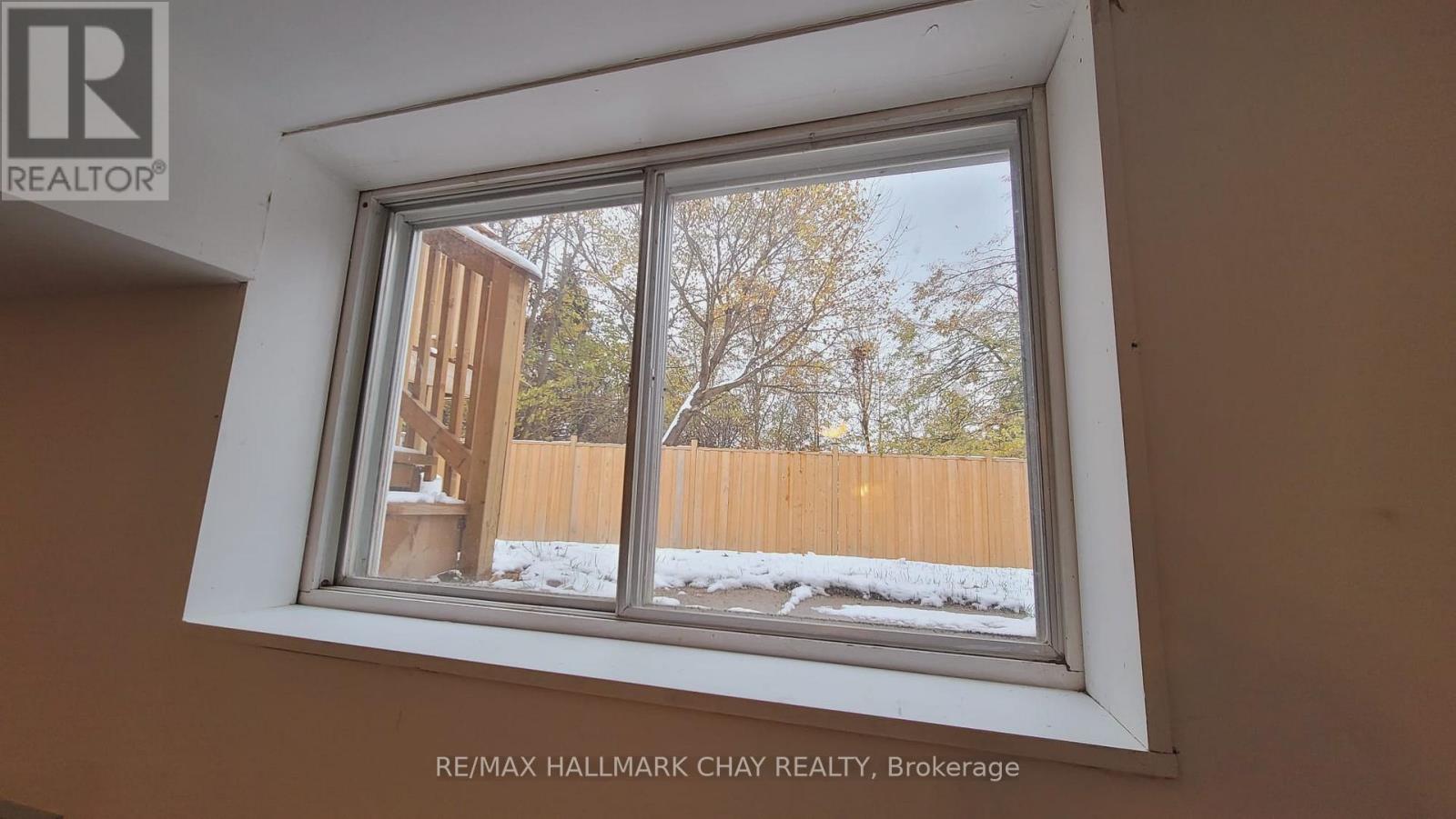 39 Bernick Drive, Barrie, Ontario  L4M 5C1 - Photo 24 - S12546978