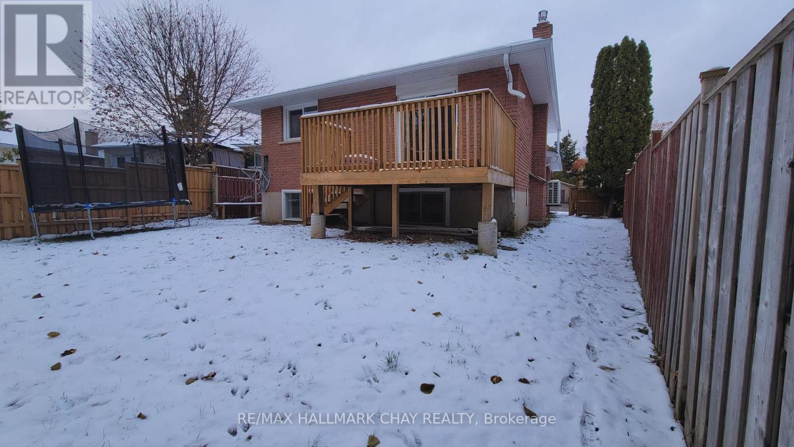 39 Bernick Drive, Barrie, Ontario  L4M 5C1 - Photo 3 - S12546978