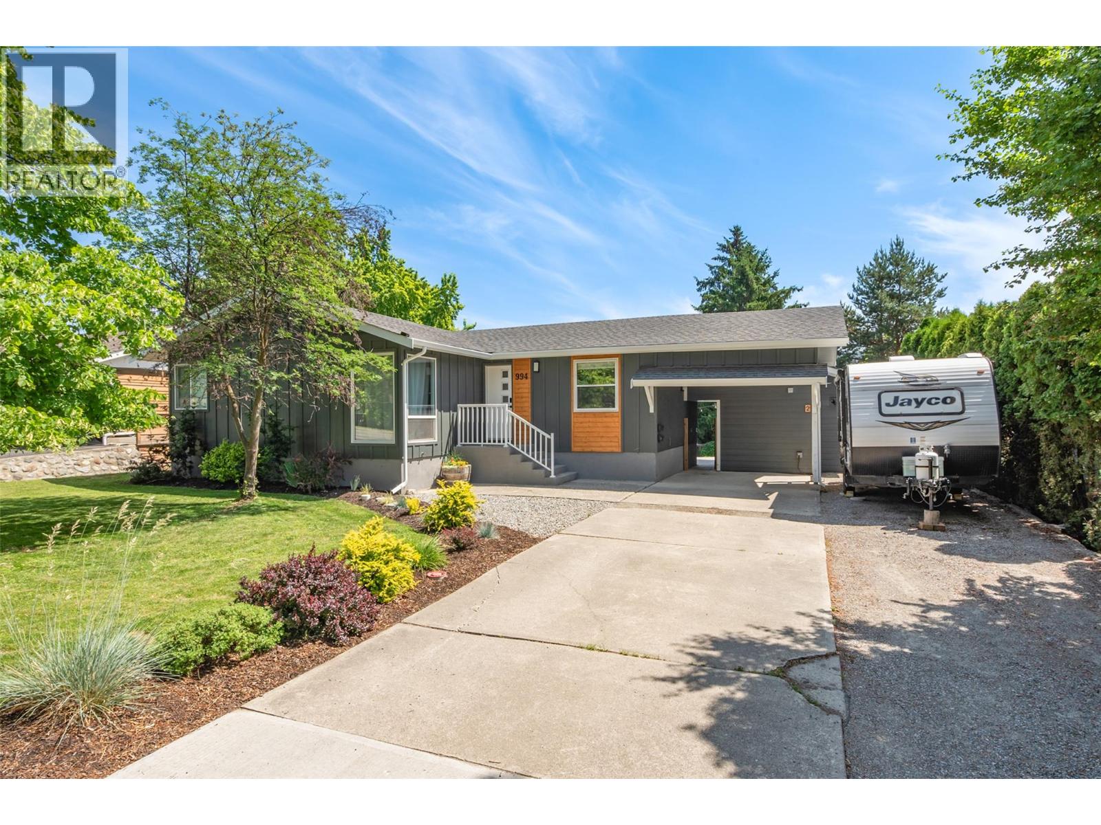 994 Tronson Drive, kelowna, British Columbia