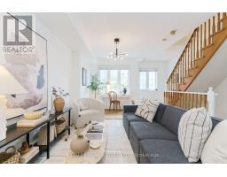 212 WILTSHIRE AVENUE, Toronto, Ontario