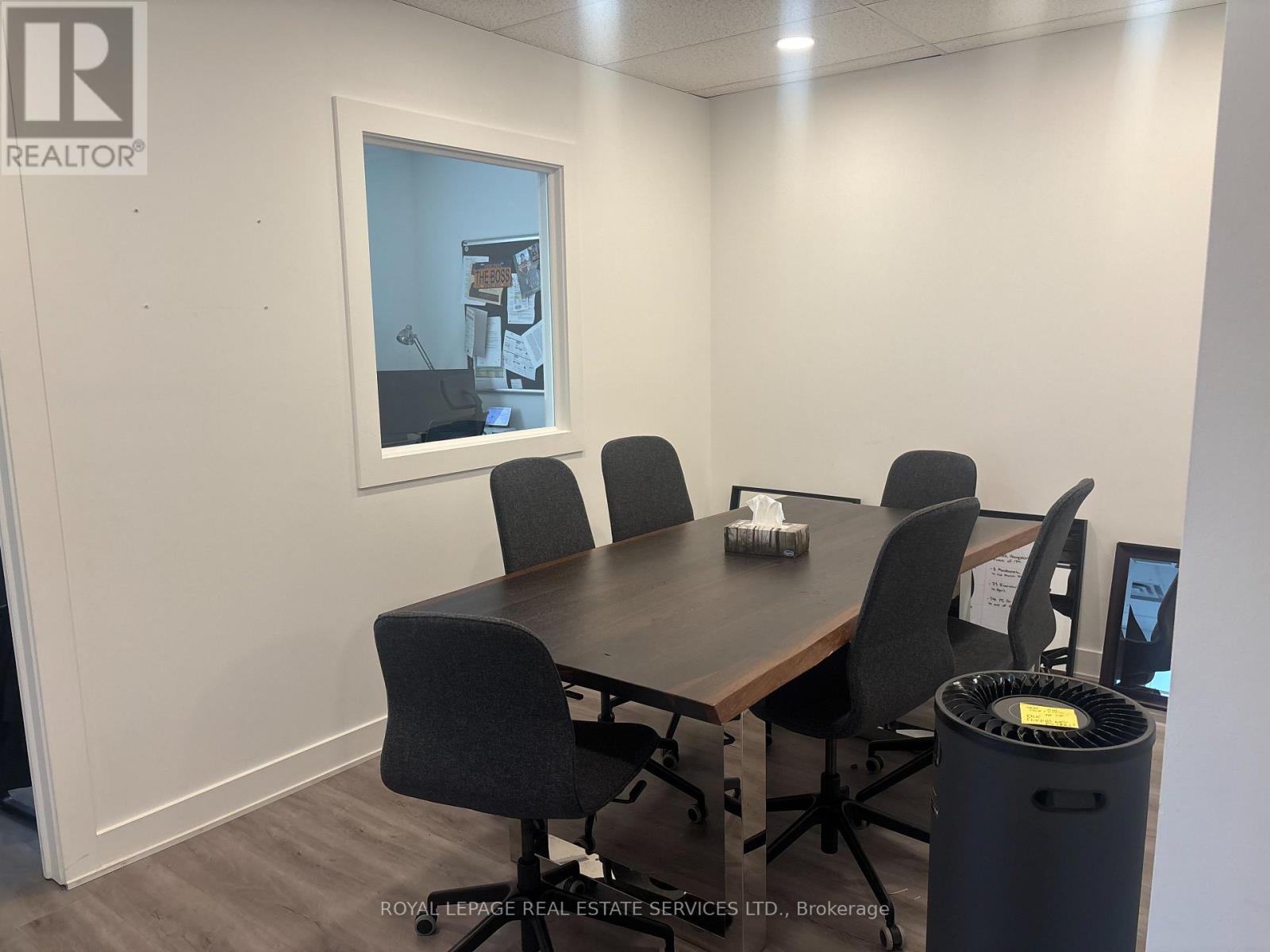 1 - 1 Willingdon Boulevard, Toronto, Ontario  M8X 1B9 - Photo 8 - W12546964