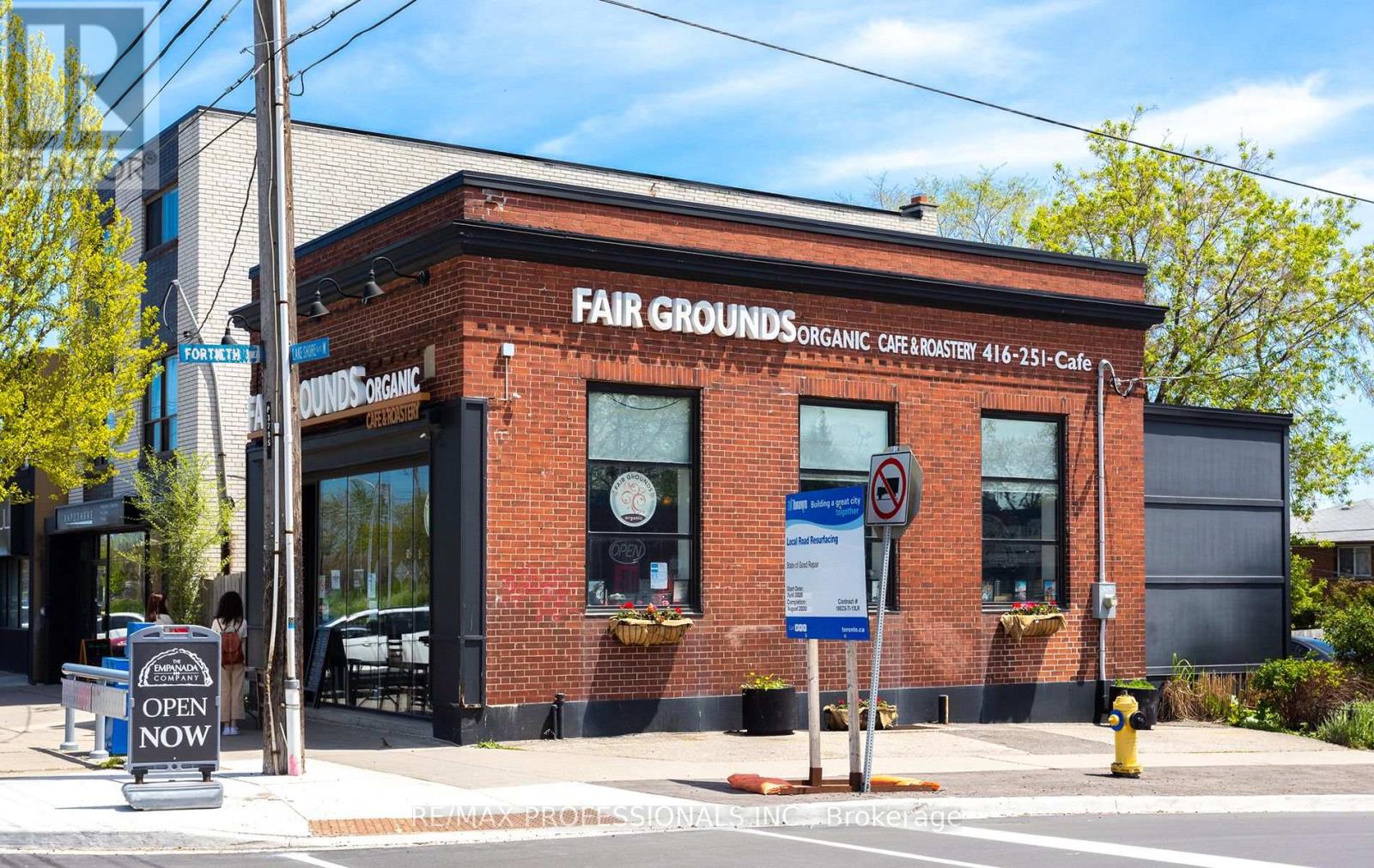 22 Fairfield Avenue, Toronto, Ontario  M8V 2H9 - Photo 11 - W12546984