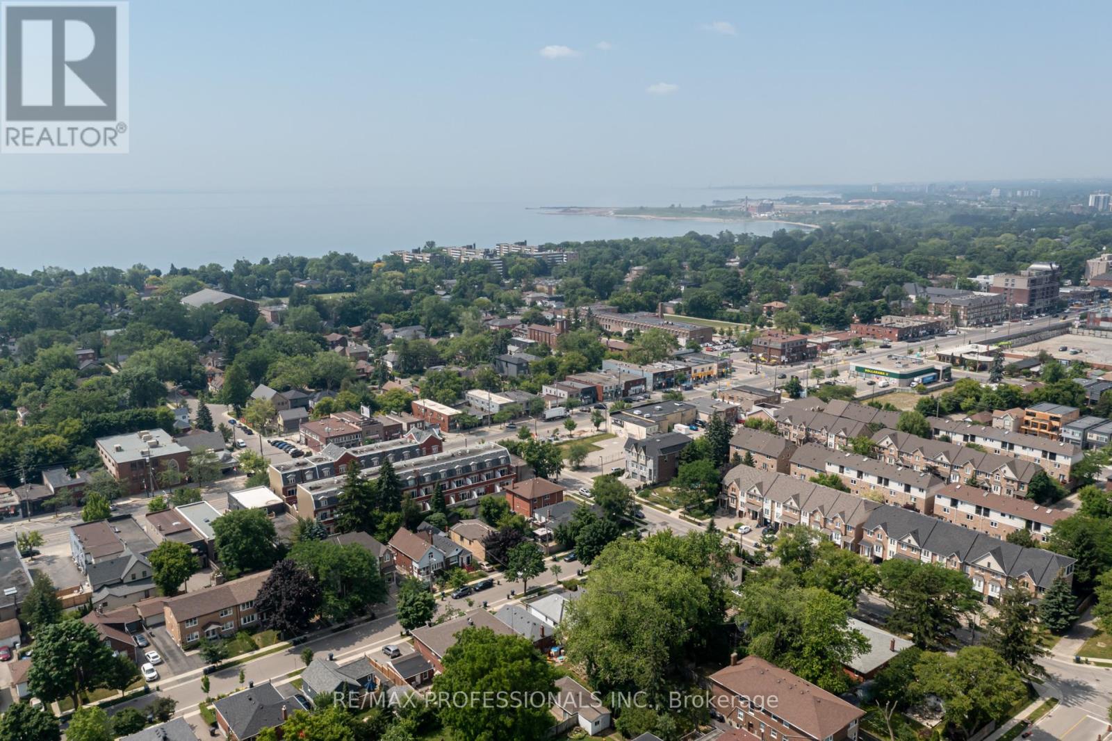 22 Fairfield Avenue, Toronto, Ontario  M8V 2H9 - Photo 18 - W12546984