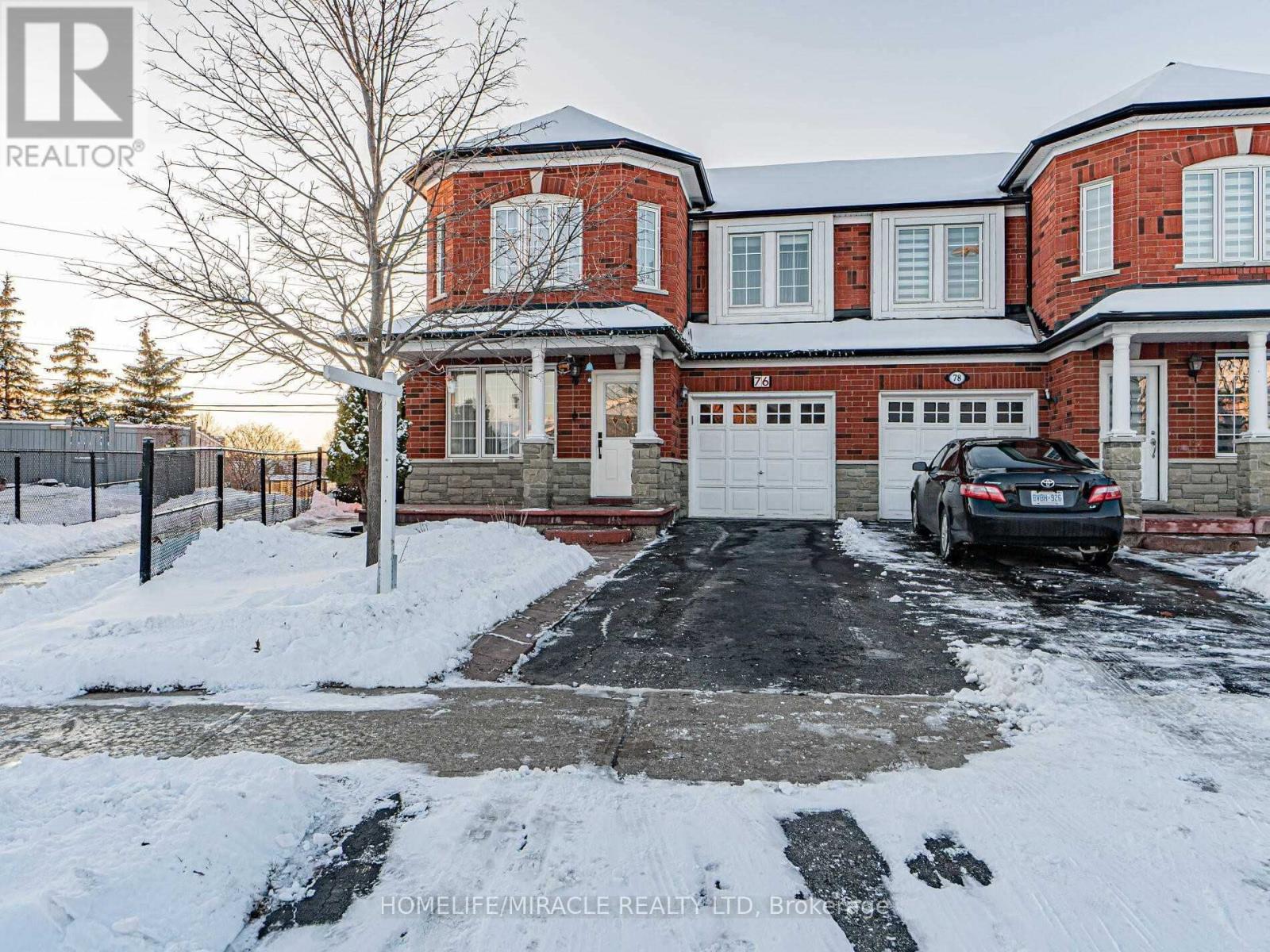 76 STARHILL CRESCENT, Brampton, Ontario