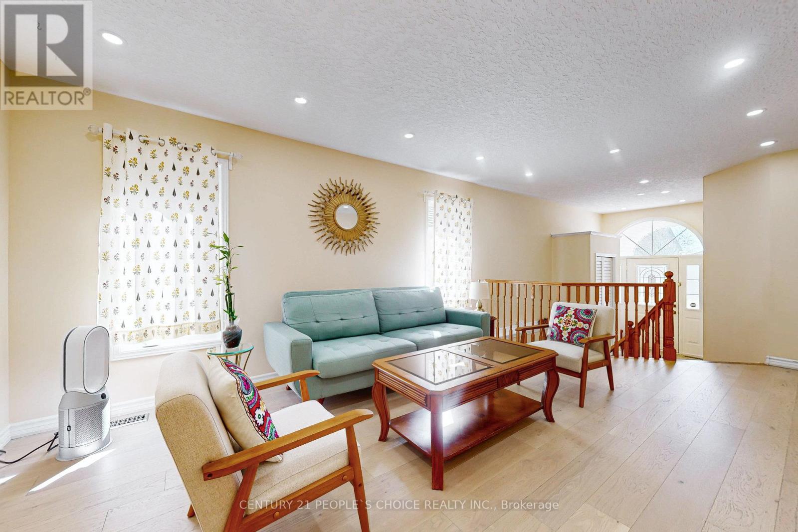 19 Mckitrick Drive, Orangeville, Ontario  L9W 5C2 - Photo 9 - W12547022