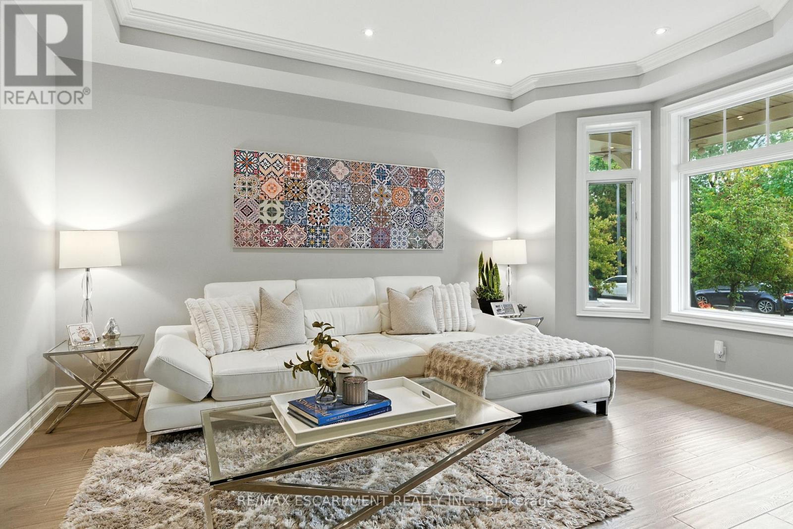 691 Merlot Court, Mississauga, Ontario  L5H 4M4 - Photo 7 - W12547044