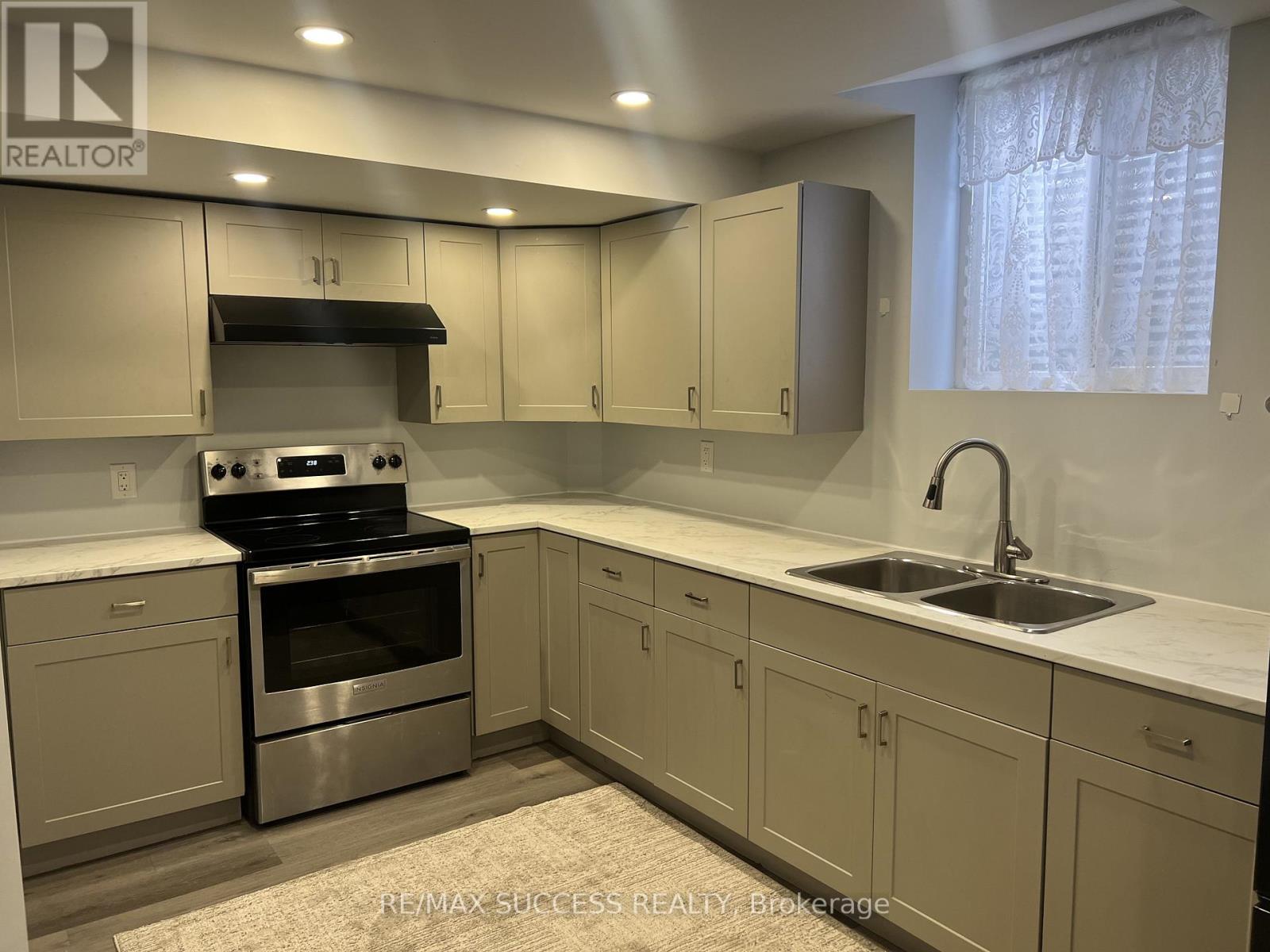 Basement - 65 Olivia Marie Road, Brampton, Ontario  L6Y 0M4 - Photo 10 - W12547086