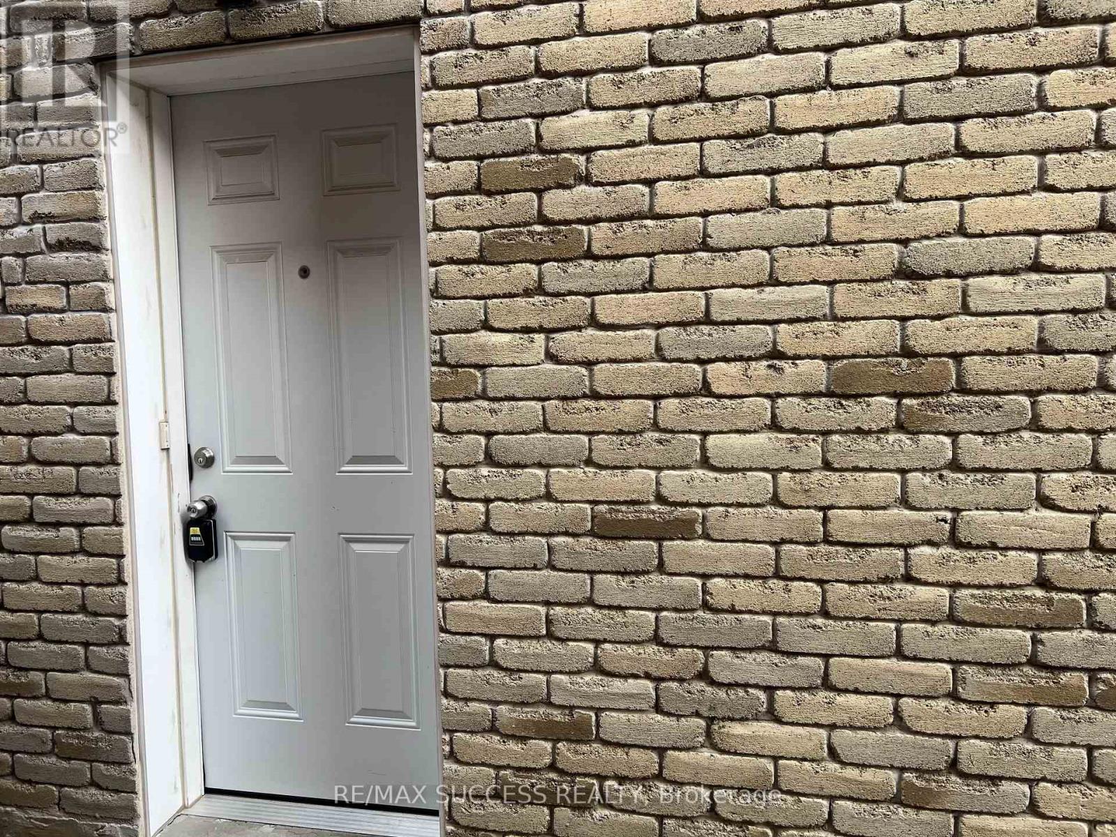 Basement - 65 Olivia Marie Road, Brampton, Ontario  L6Y 0M4 - Photo 2 - W12547086