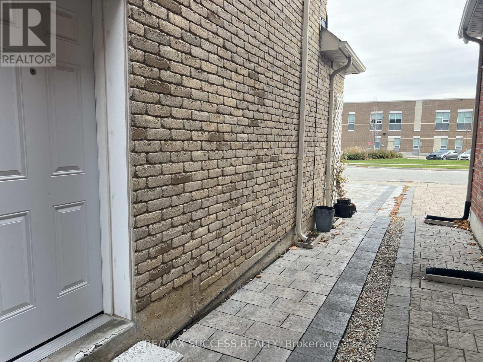 Basement - 65 Olivia Marie Road, Brampton, Ontario  L6Y 0M4 - Photo 31 - W12547086