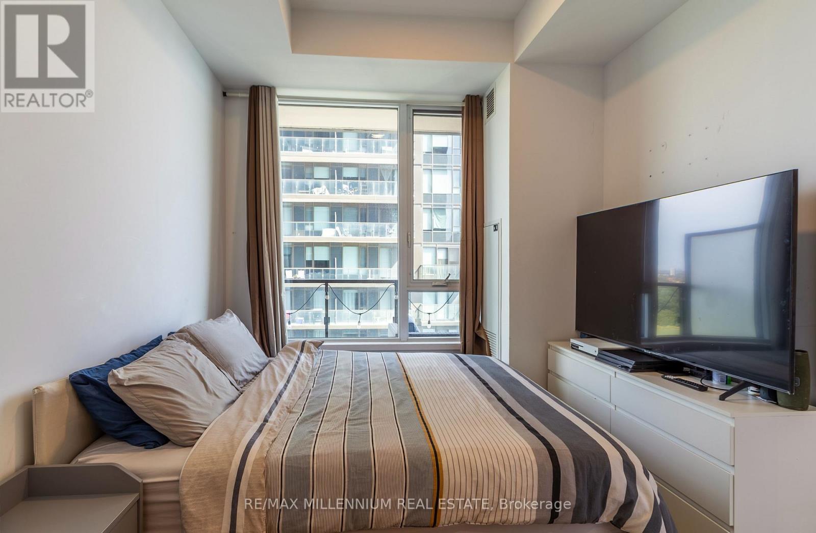 3205 - 1928 Lakeshore Boulevard, Toronto, Ontario  M6S 0B1 - Photo 10 - W12547092