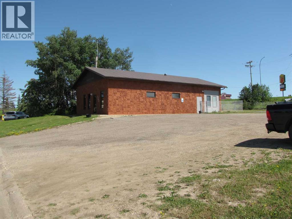 4303 And 4301 49 Street, Innisfail, Alberta  T4G 1S6 - Photo 31 - A2257752