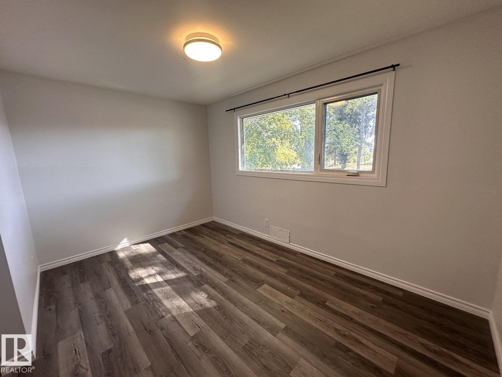 7504 77 Av Nw, Edmonton, Alberta  T6C 0K5 - Photo 11 - E4459117