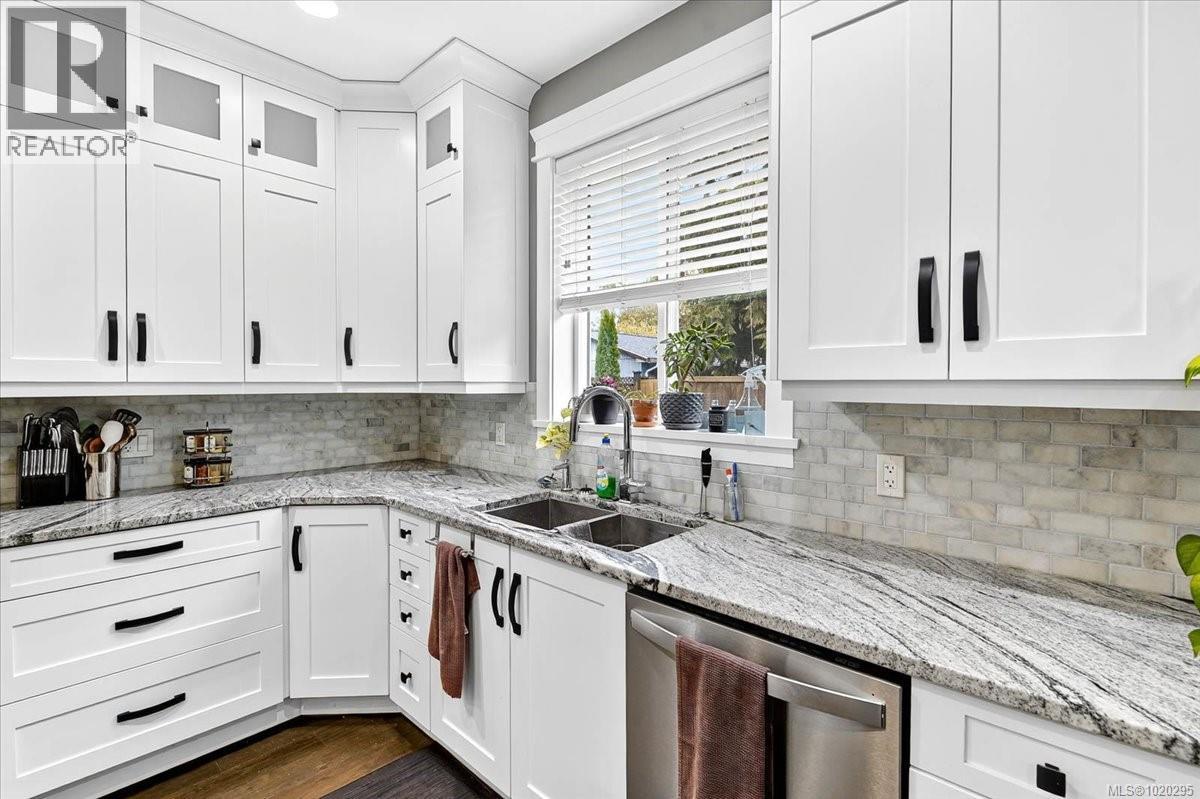 5548 Woodland Cres W, Port Alberni, British Columbia V9Y 8E6 - Photo 9 - 1020295