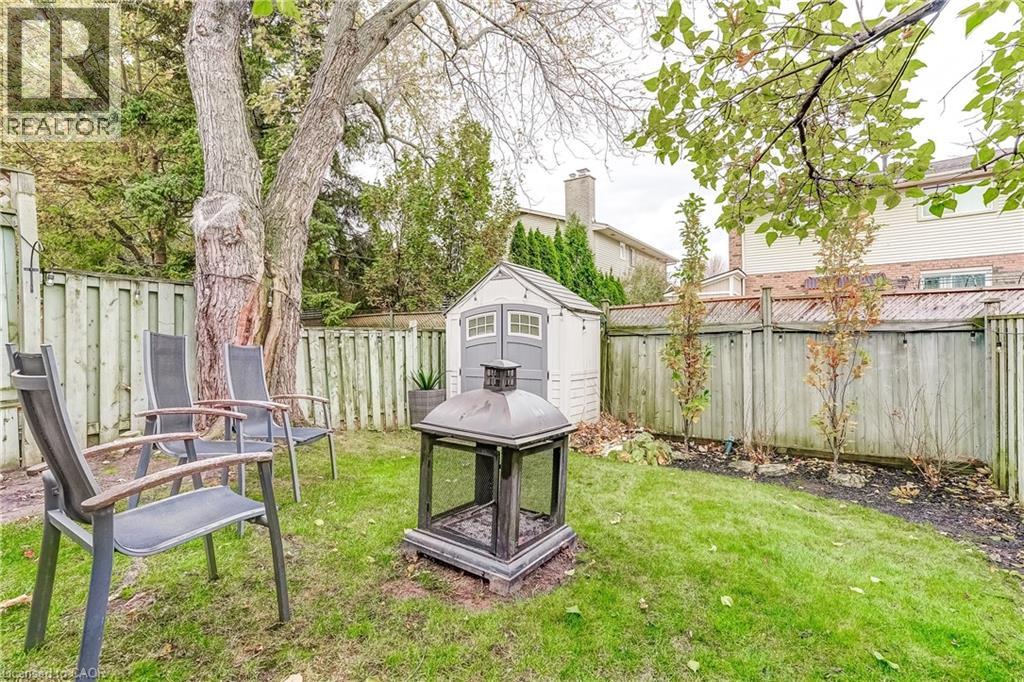 9 Aspen Court, Waterdown, Ontario L8B 0A7 - Photo 30 - 40788356